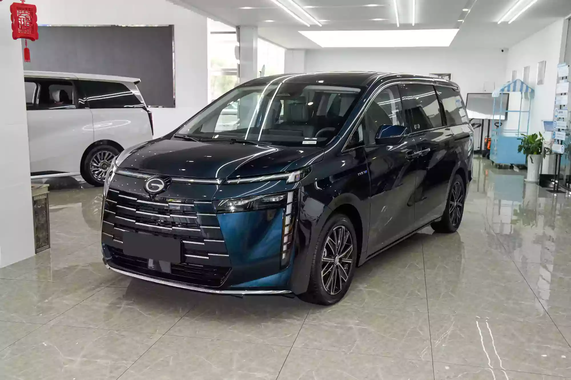 GAC Trumpchi E8 PHEV picture (10)