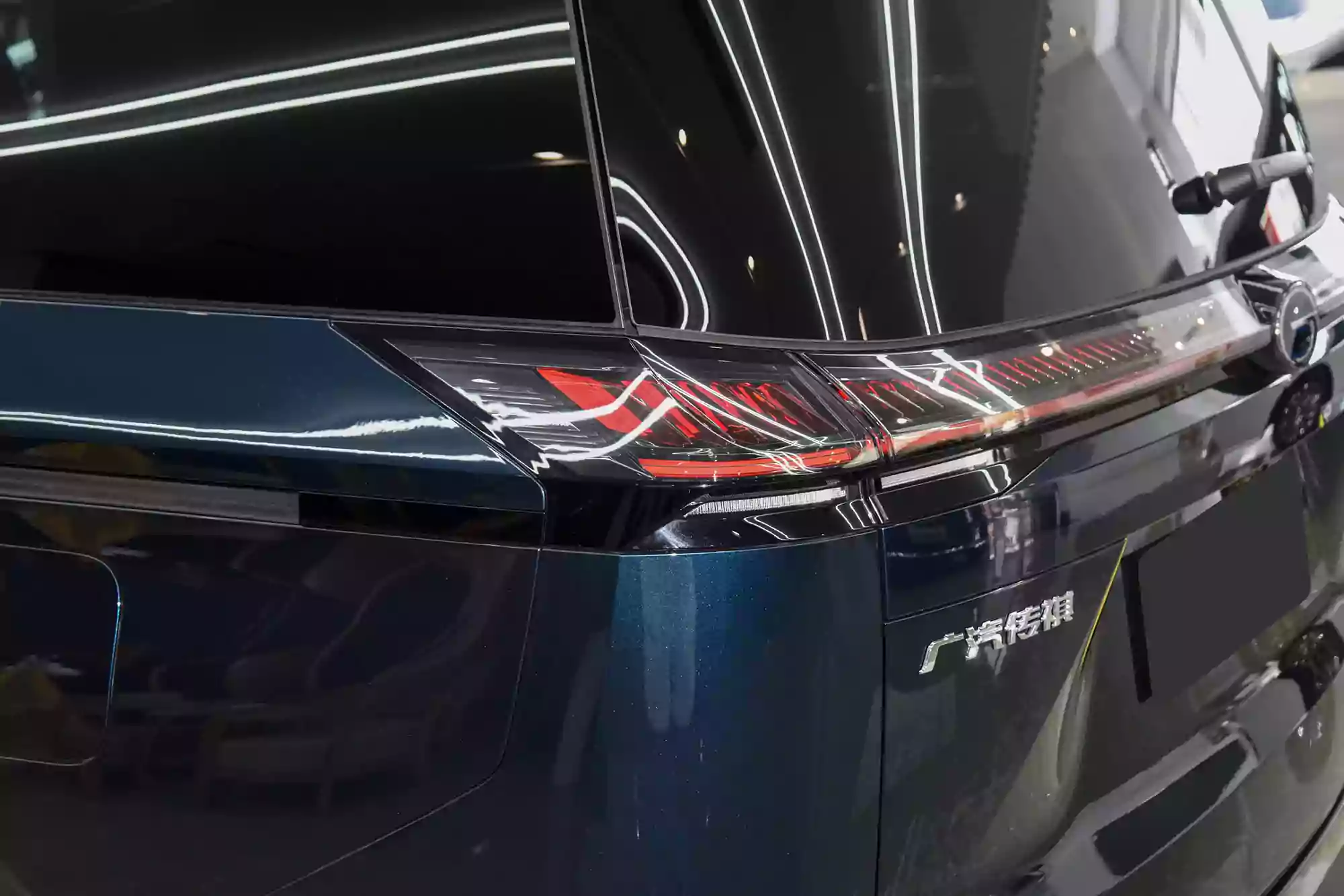 GAC Trumpchi E8 PHEV picture (12)