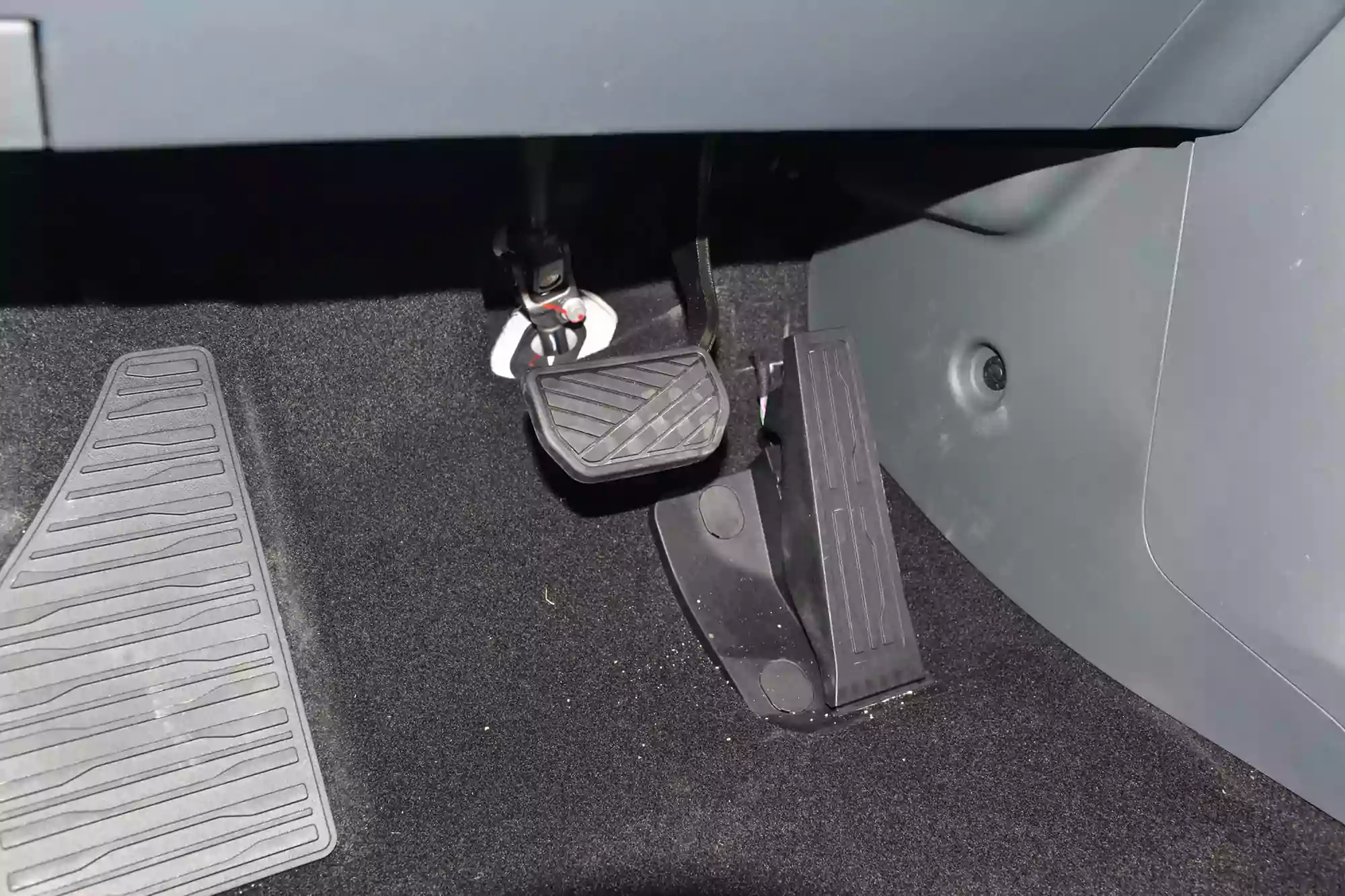 GAC Trumpchi E8 PHEV picture (4)