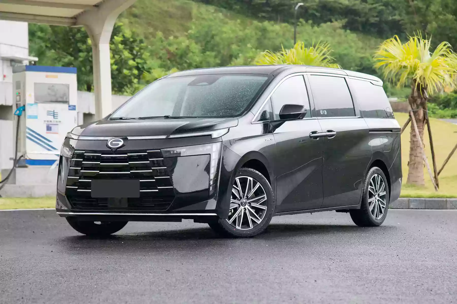 GAC Trumpchi E8 PHEV picture (8)