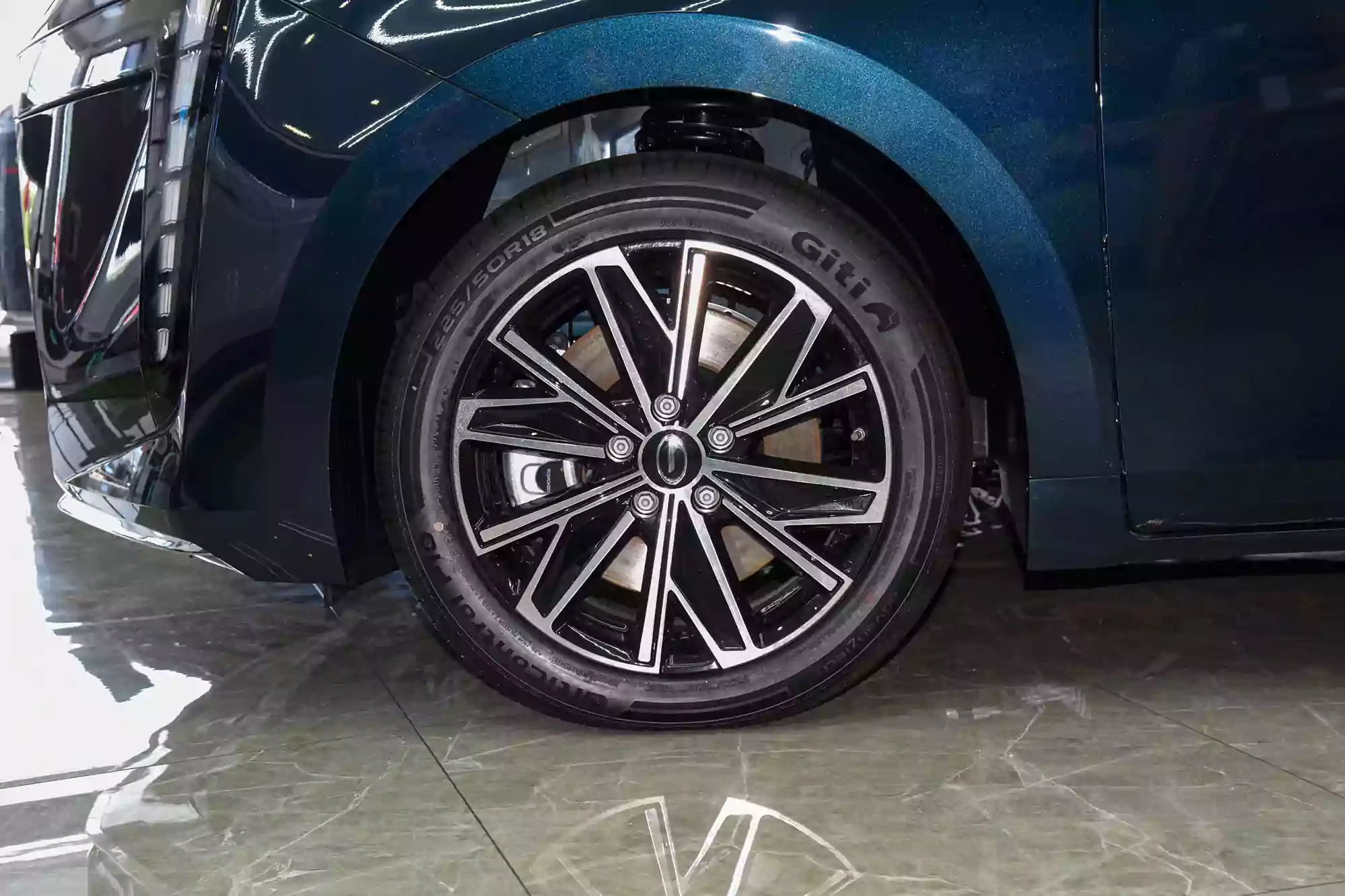 GAC Trumpchi E8 PHEV picture (9)