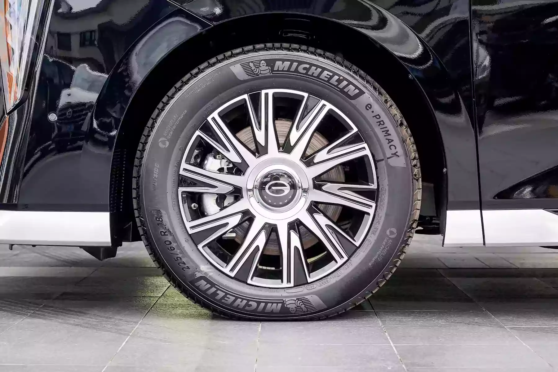 GAC Trumpchi E9 PHEV picture (1)