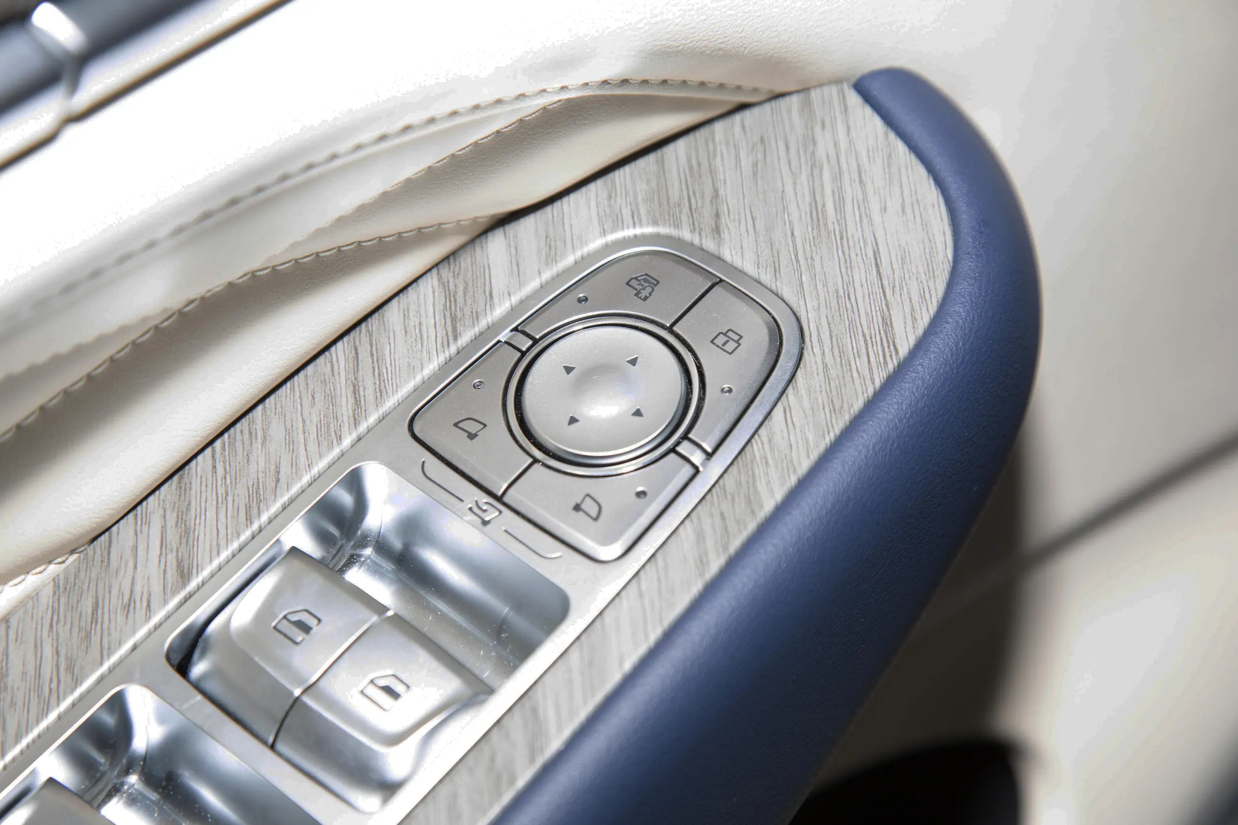 GWM Tank 500 Hi4-T Picture (1)