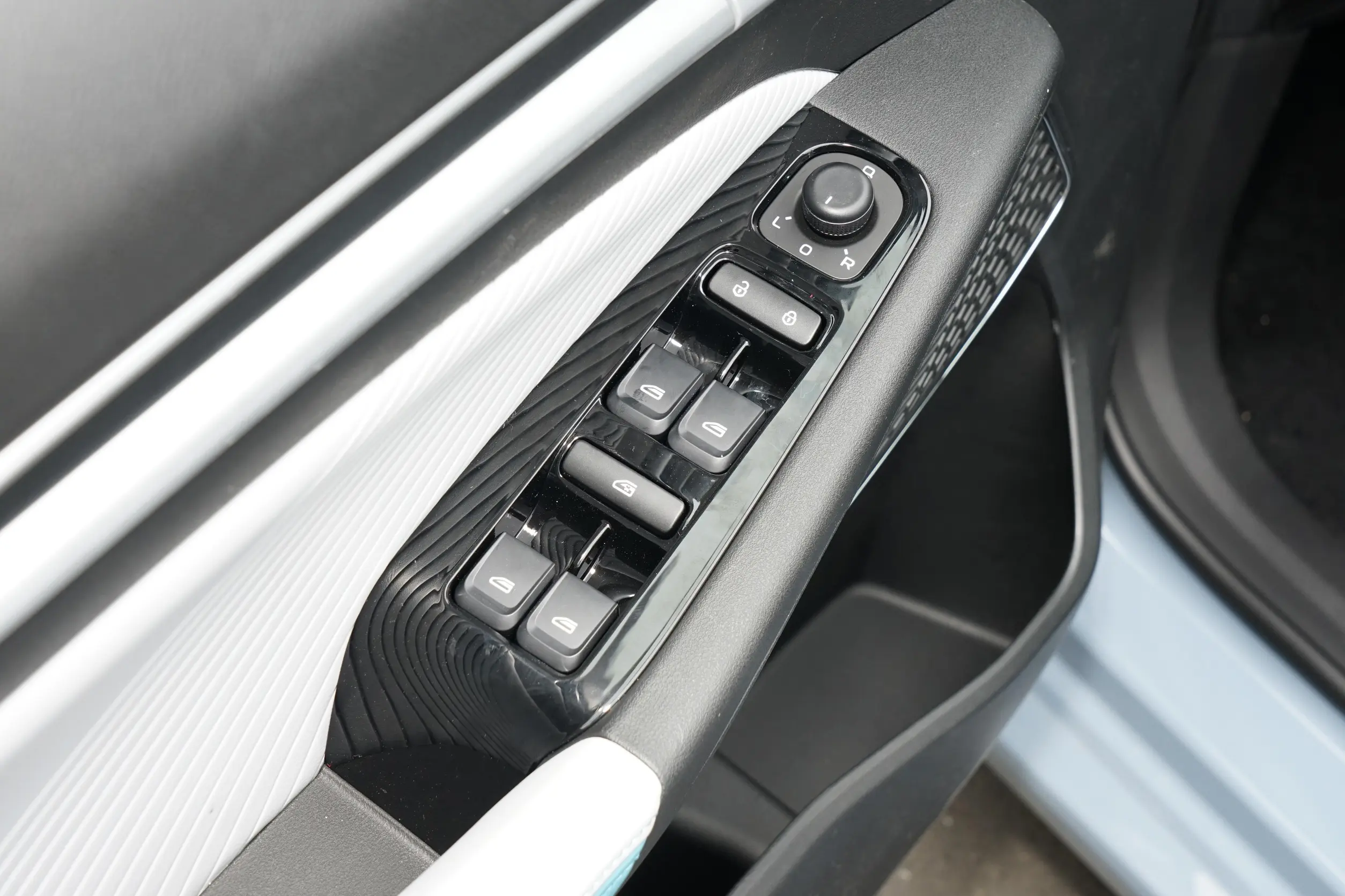 Geely Emgrand picture (1)