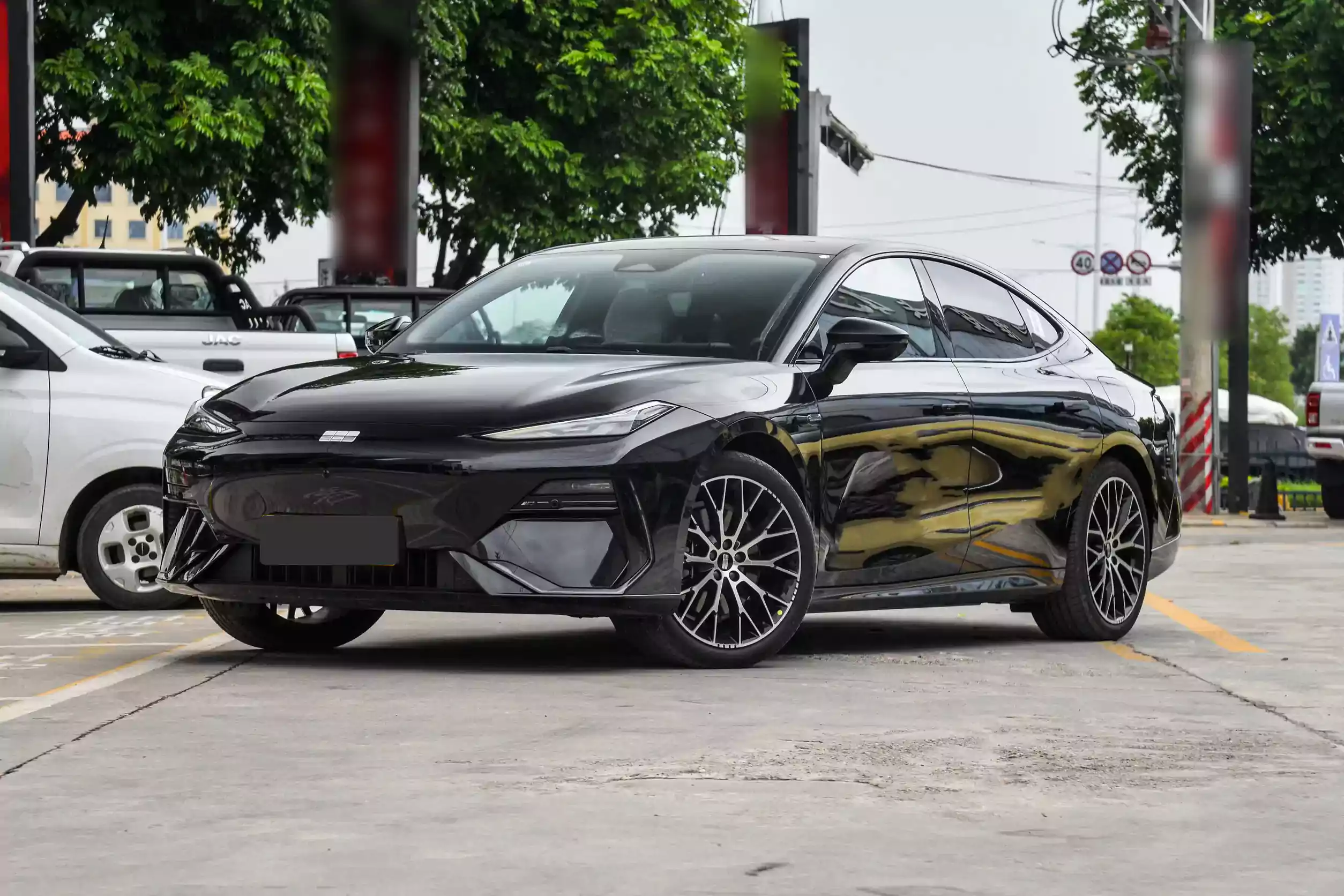 Geely Galaxy E8 picture (12)