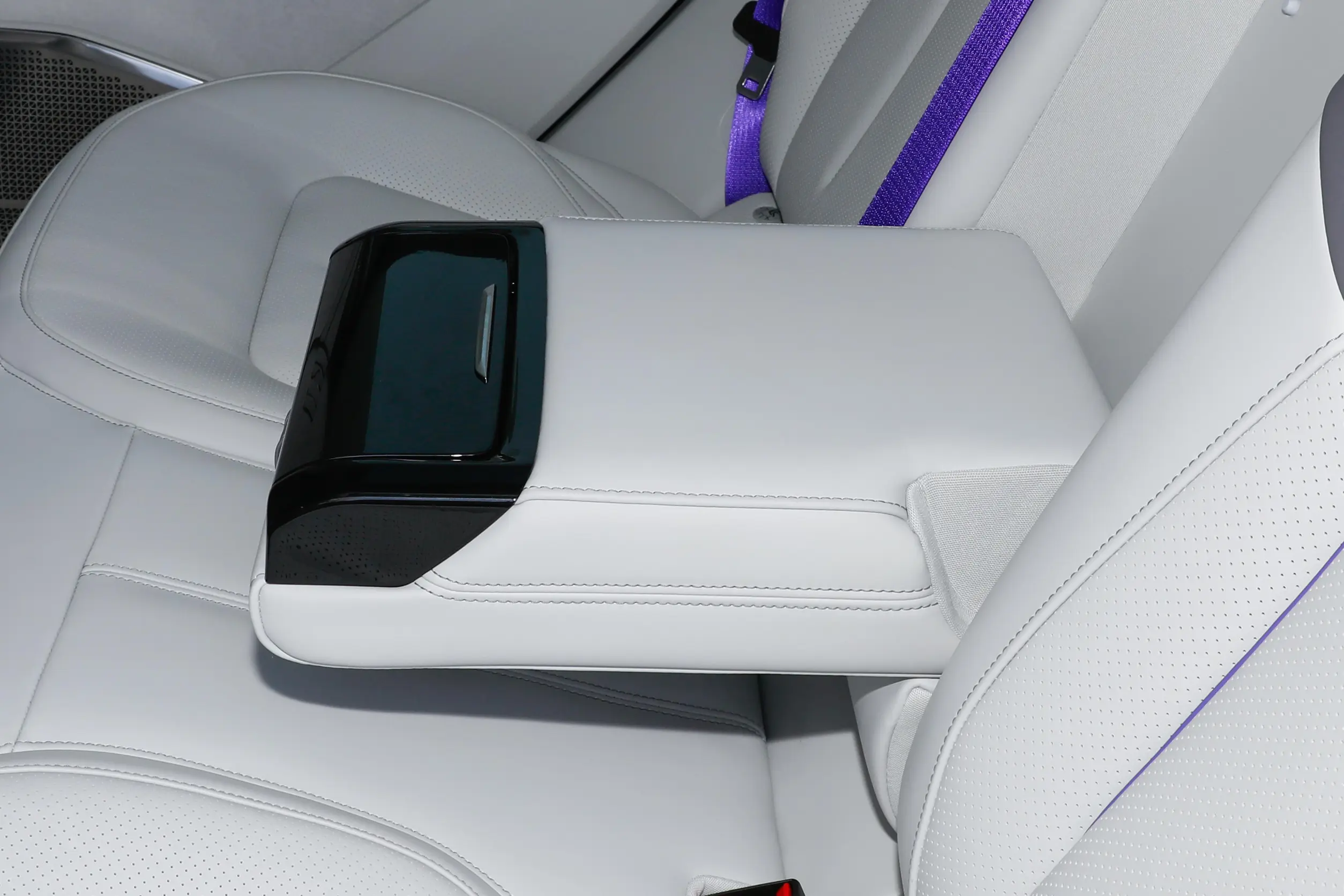 HiPhi HiPhi Y picture (13)