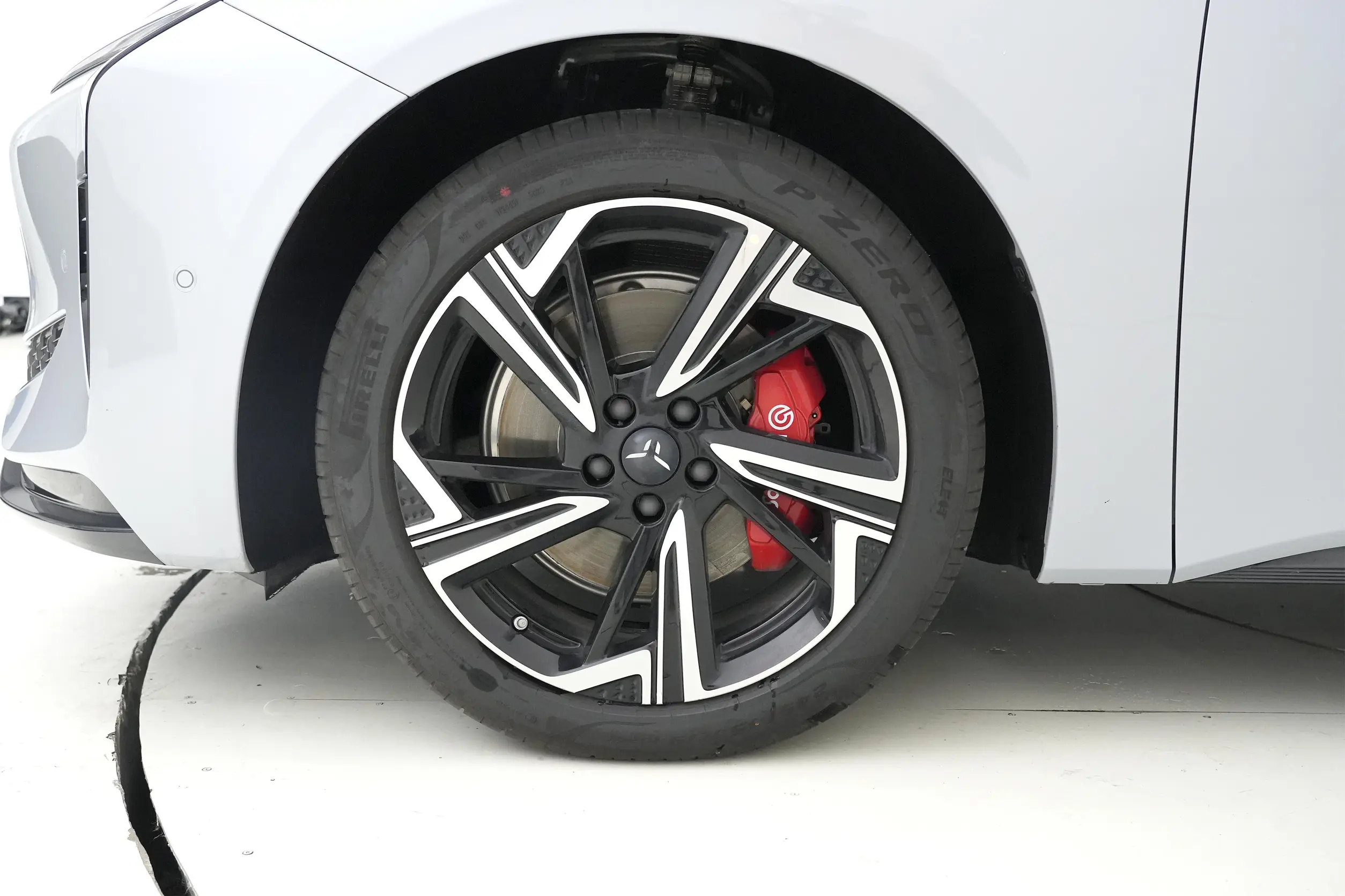 Hongqi EH7 picture (9)