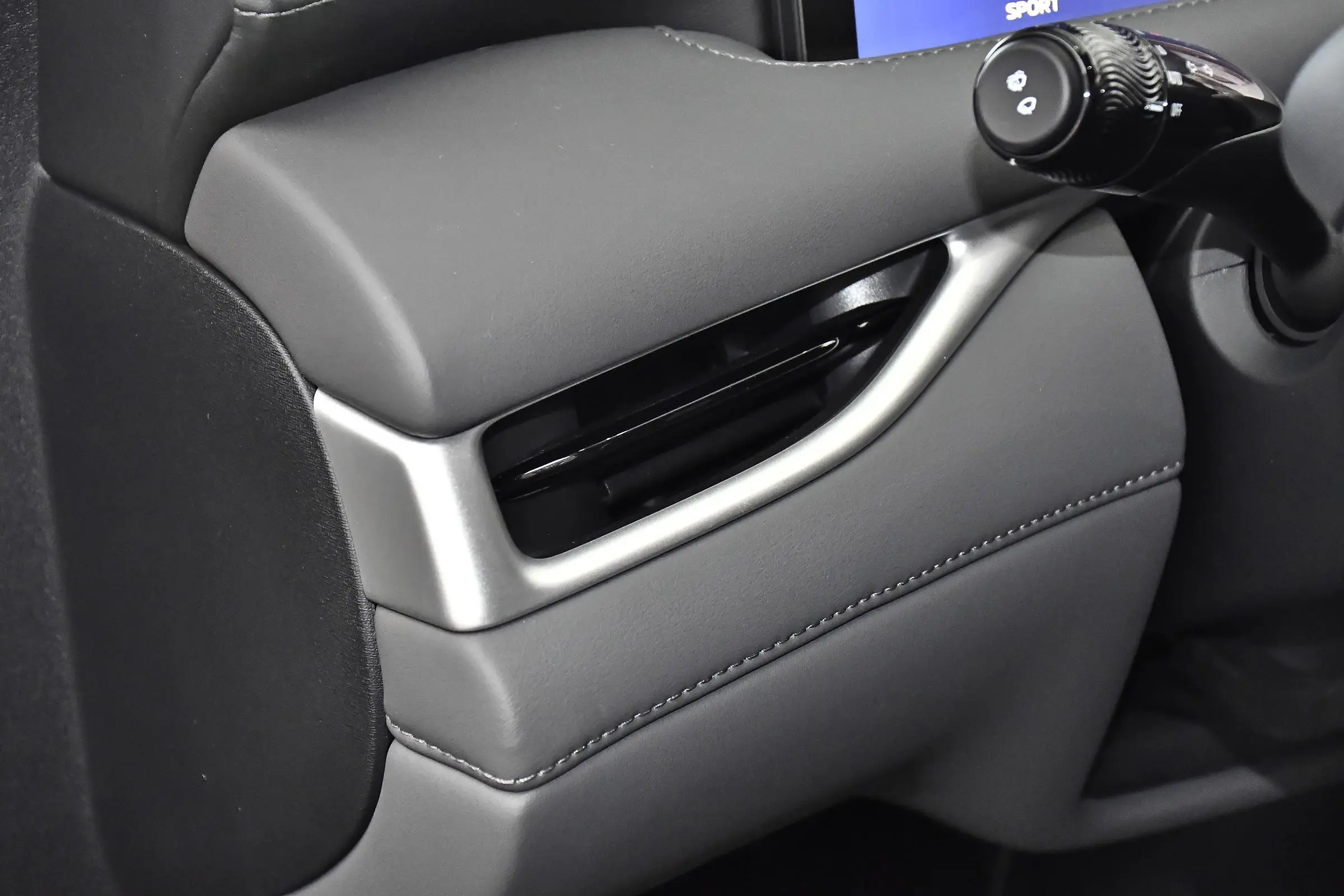 IM Motors LS6 picture (4)