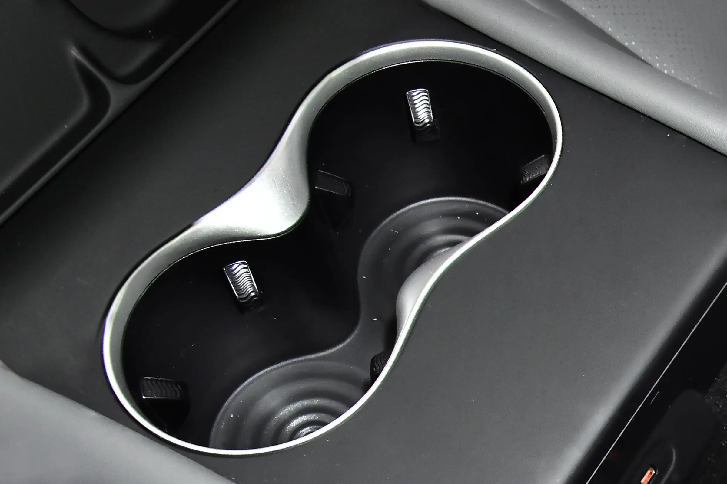 IM Motors LS6 picture (9)