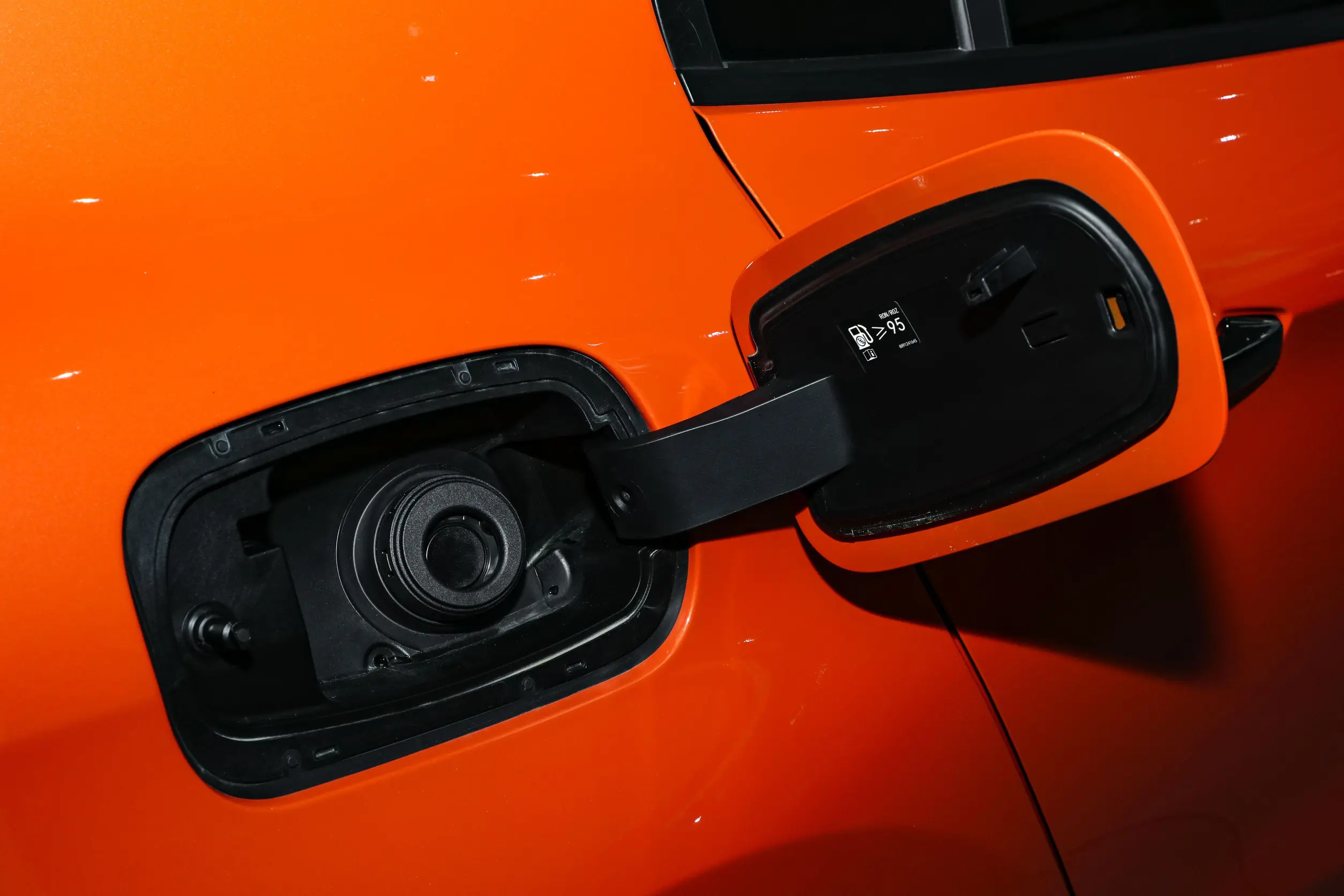 Lynk & Co 03 picture (1)