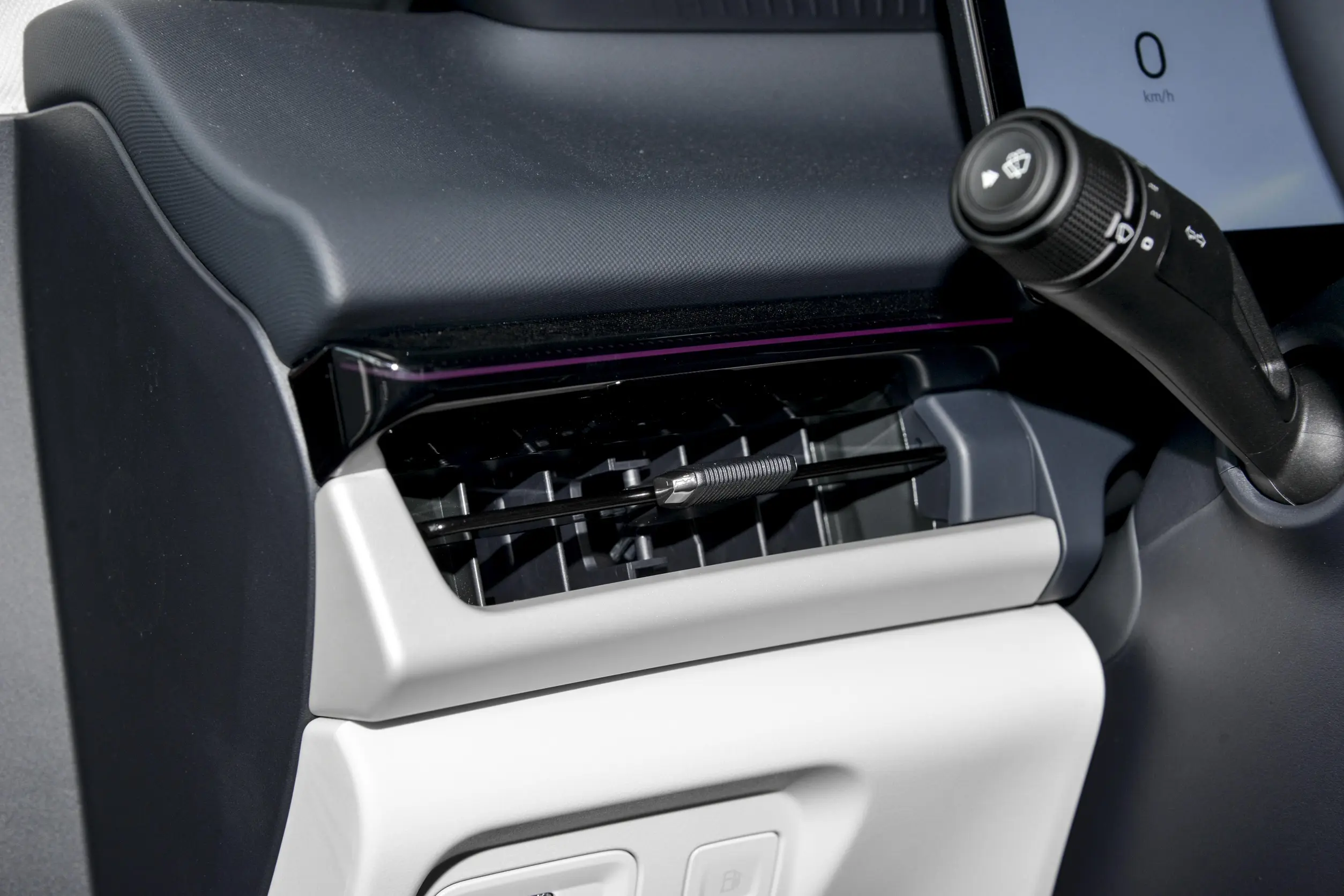 Lynk & Co 07 EM-P picture (3)