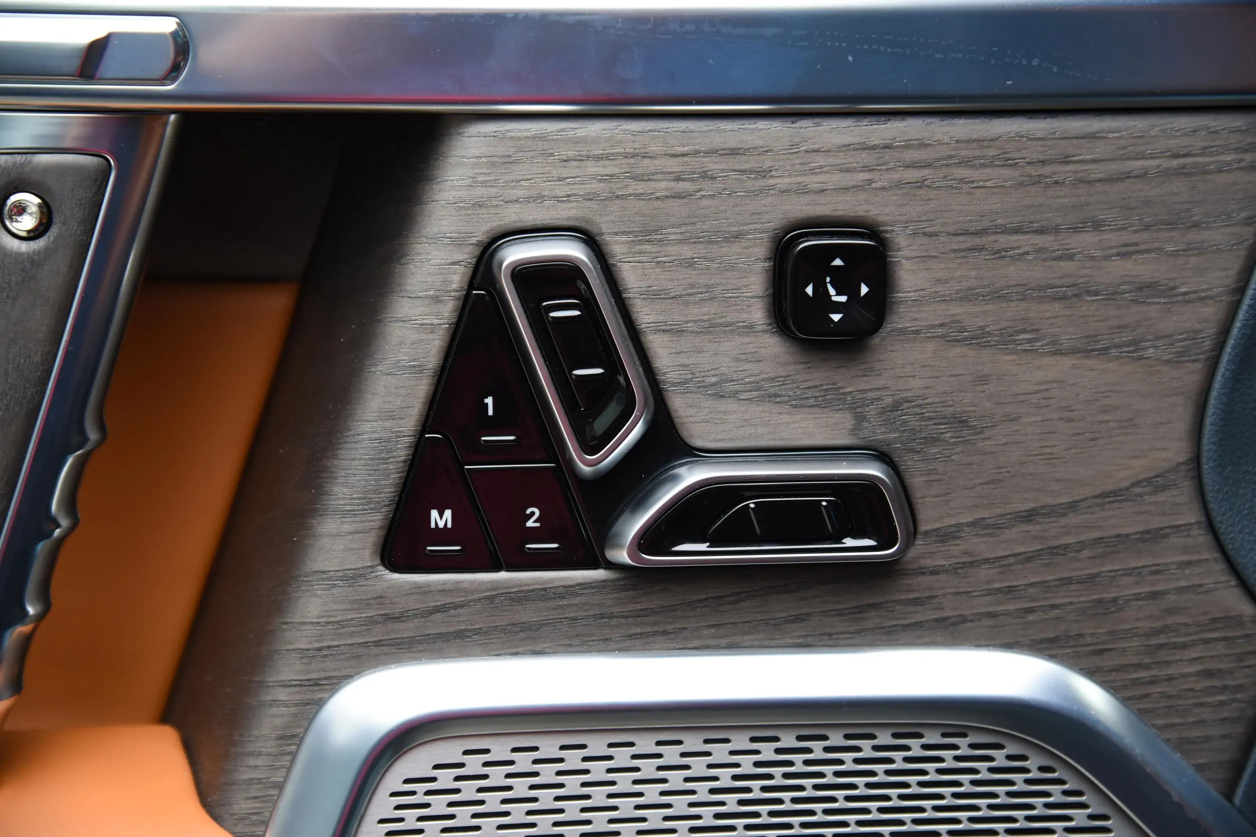 M-Hero 917 REEV picture (3)