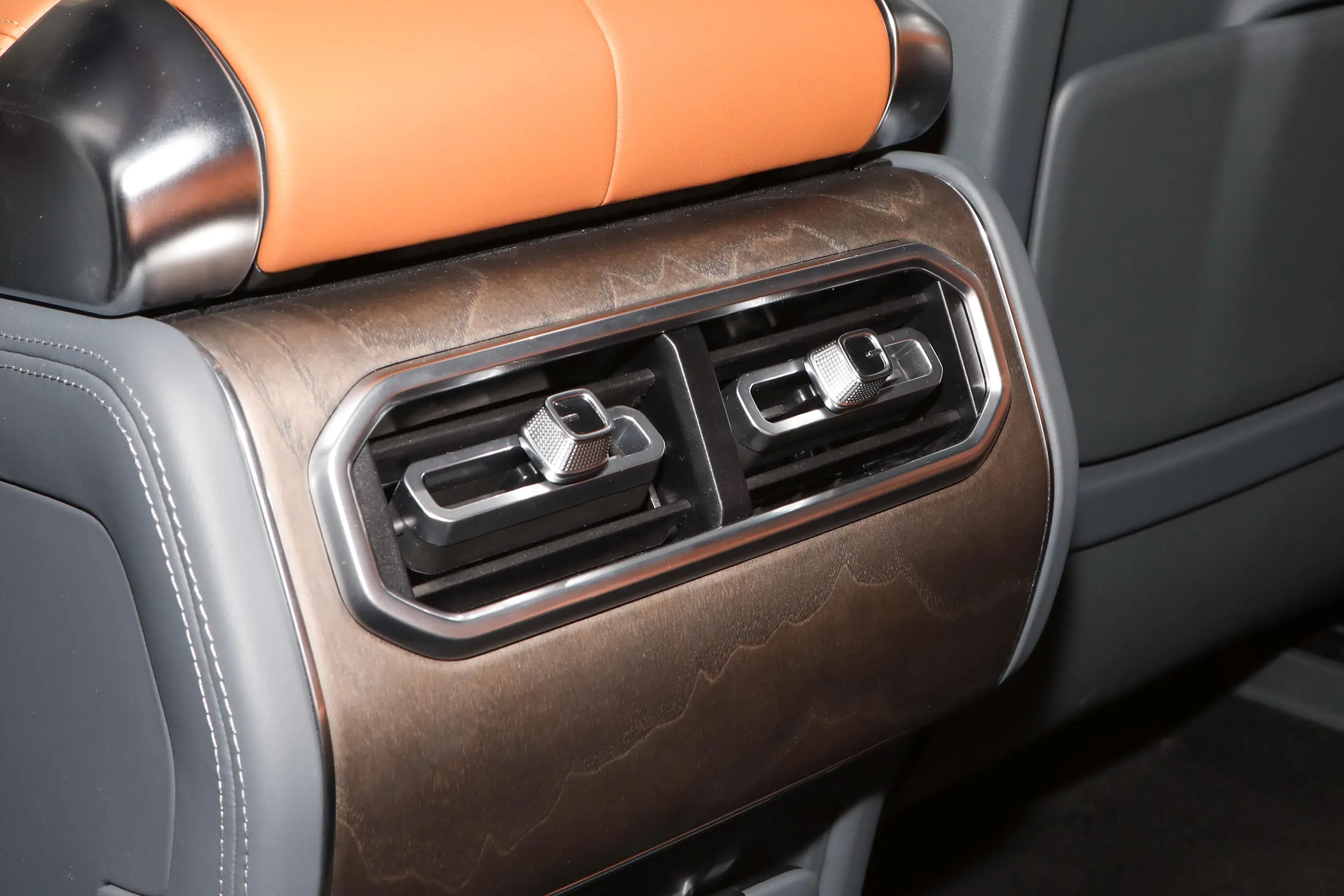 M-Hero 917 REEV picture (6)