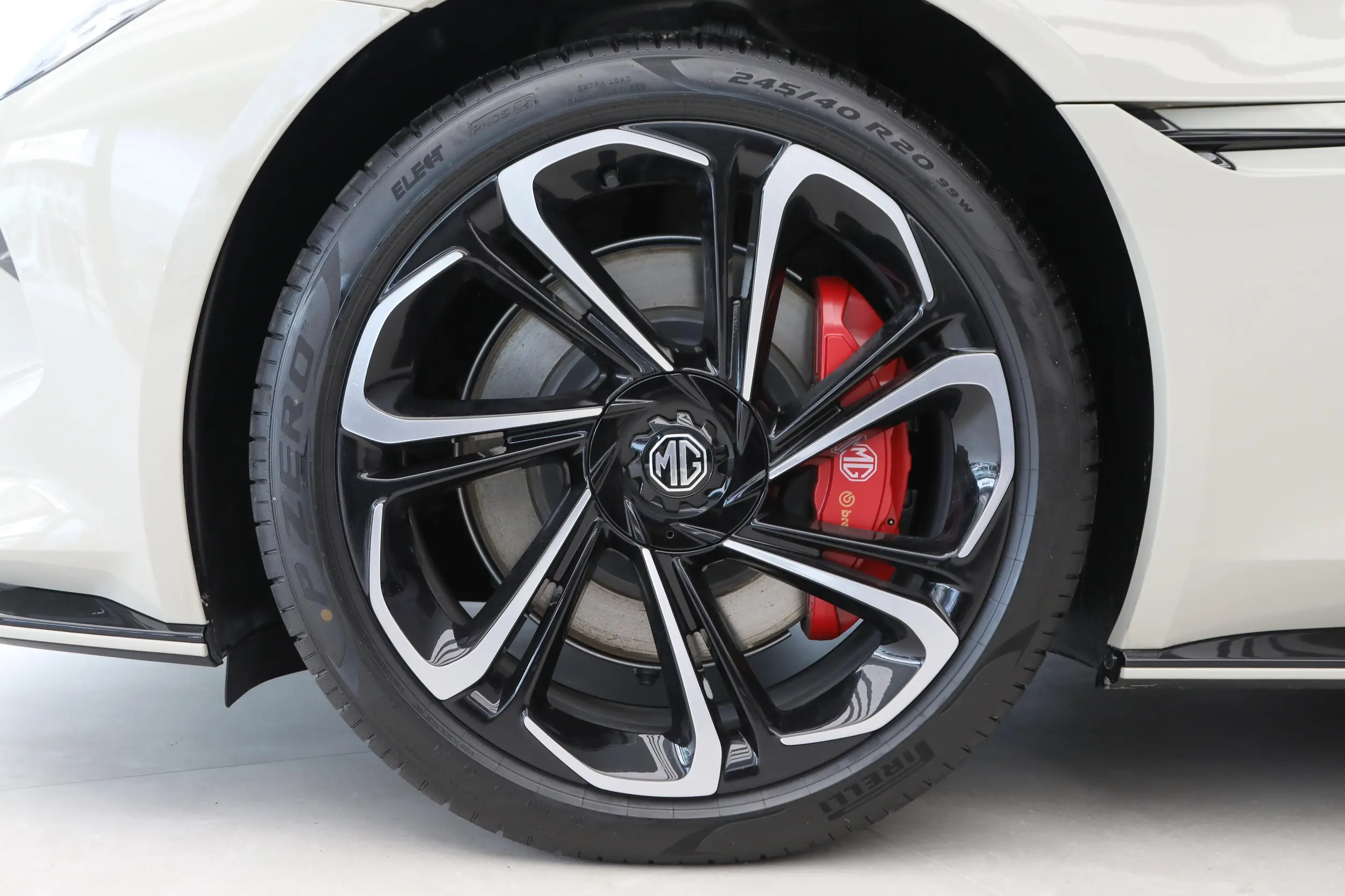 MG Motor MG Cyberster picture (8)