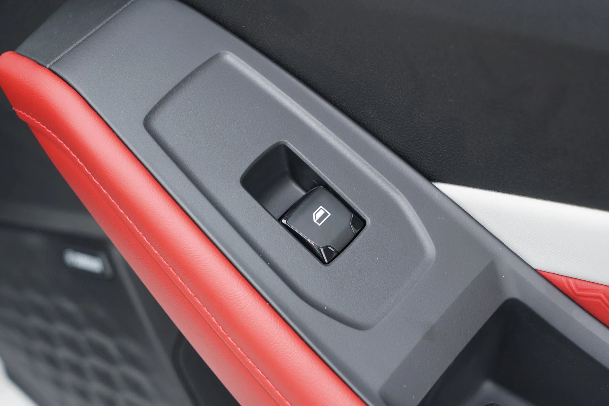 MG Motor MG5 picture (2)