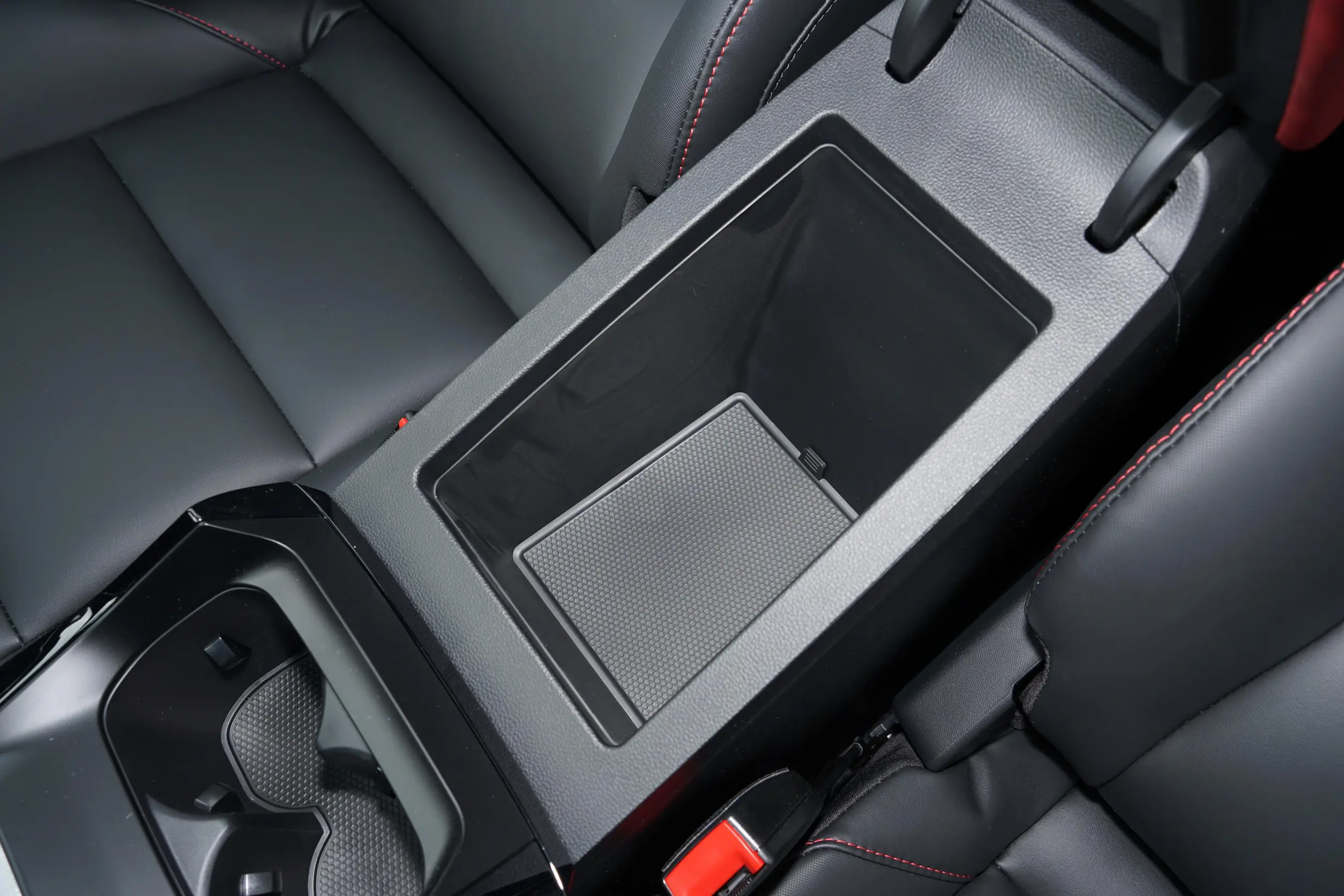 MG Motor MG5 picture (3)