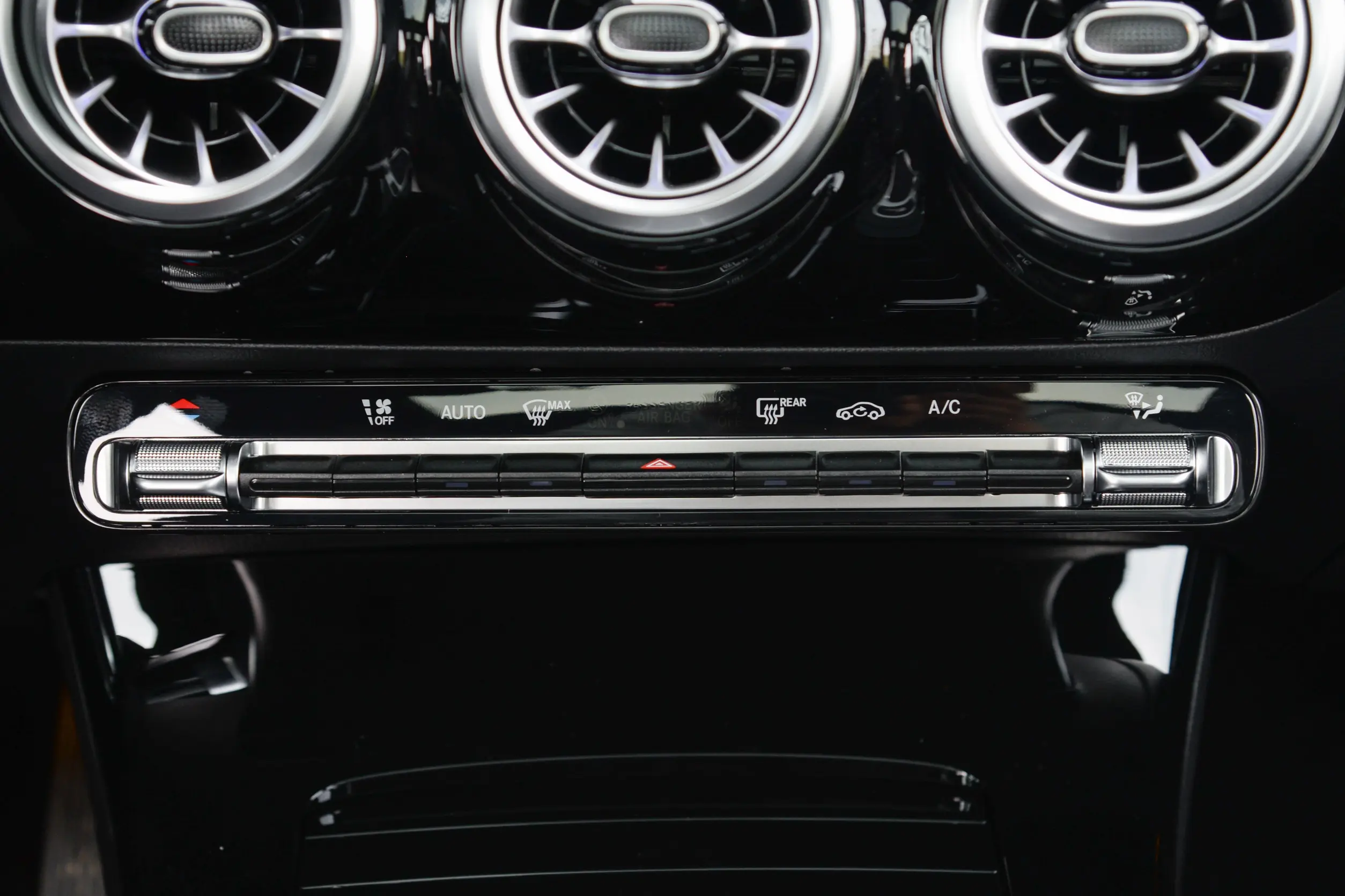 Mercedes-Benz A 200 L picture (7)