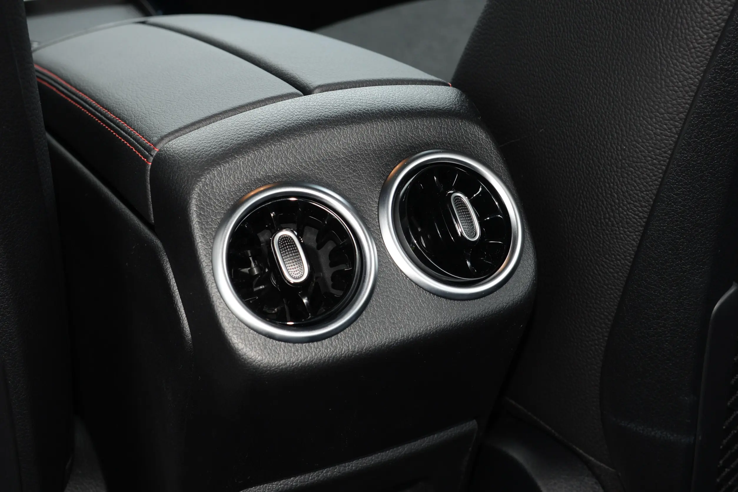 Mercedes-Benz A 200 L picture (9)