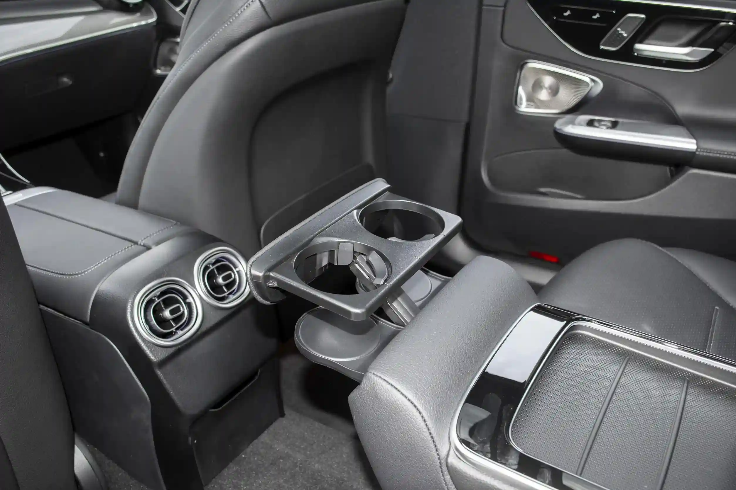 Mercedes-Benz C 260 L picture (7)