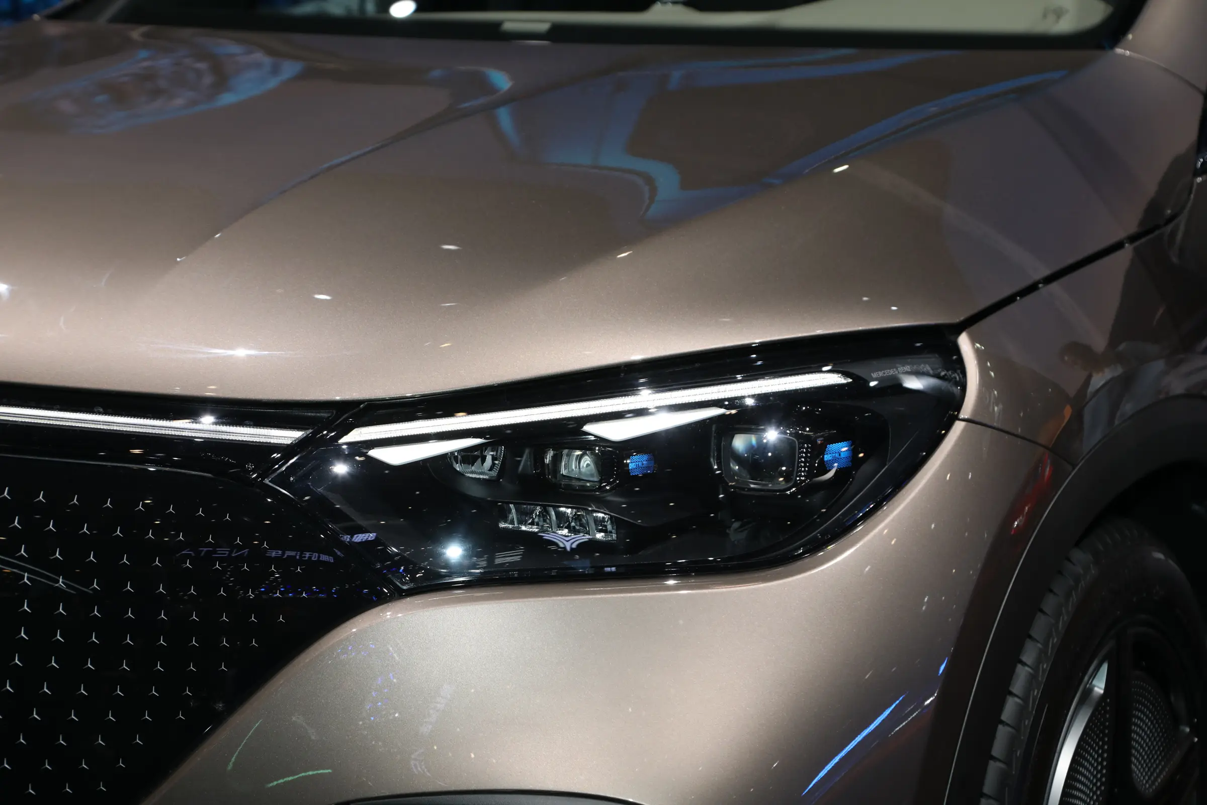 Mercedes-Benz EQE SUV picture (9)