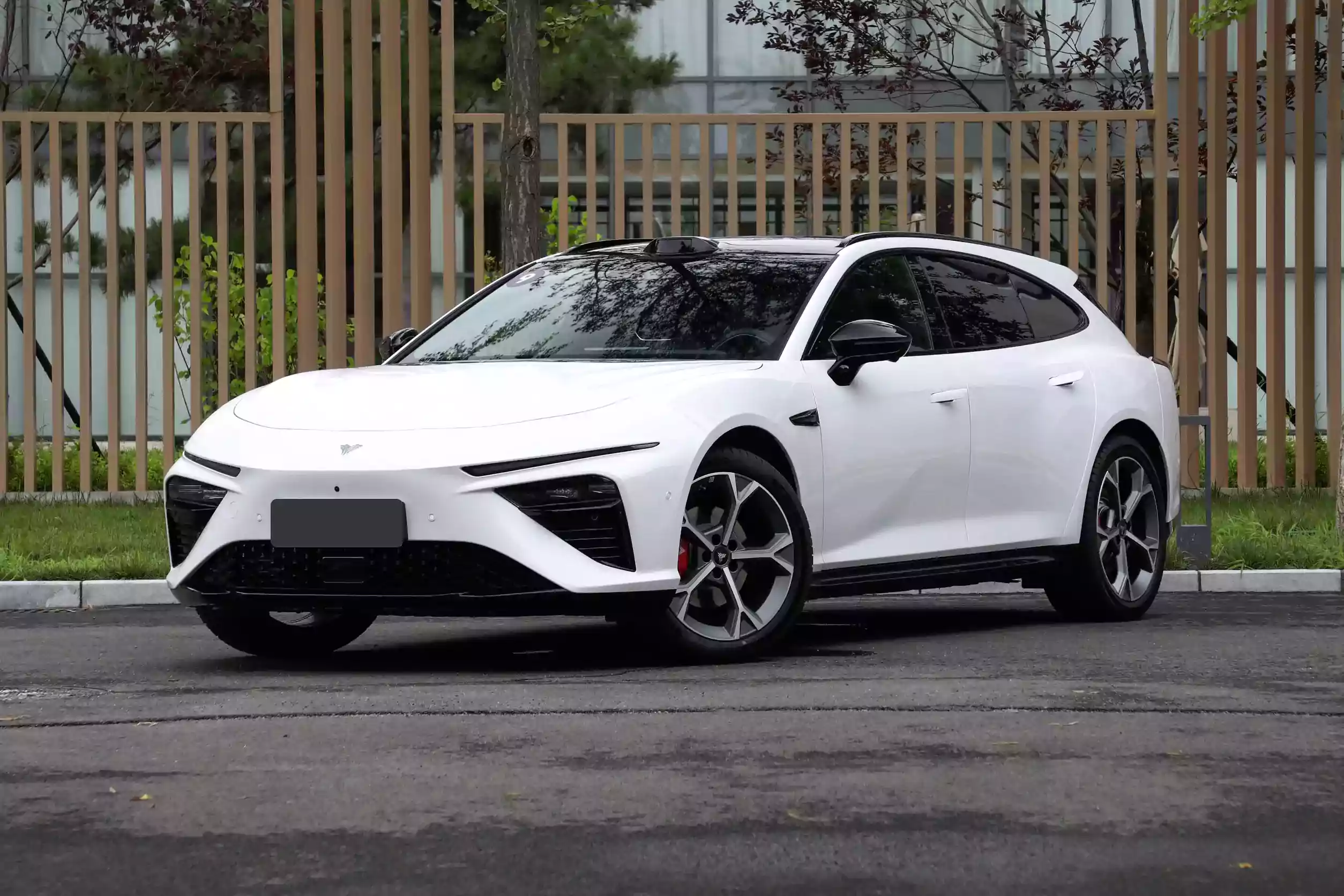 NETA S Shooting Brake 2024 picture-12