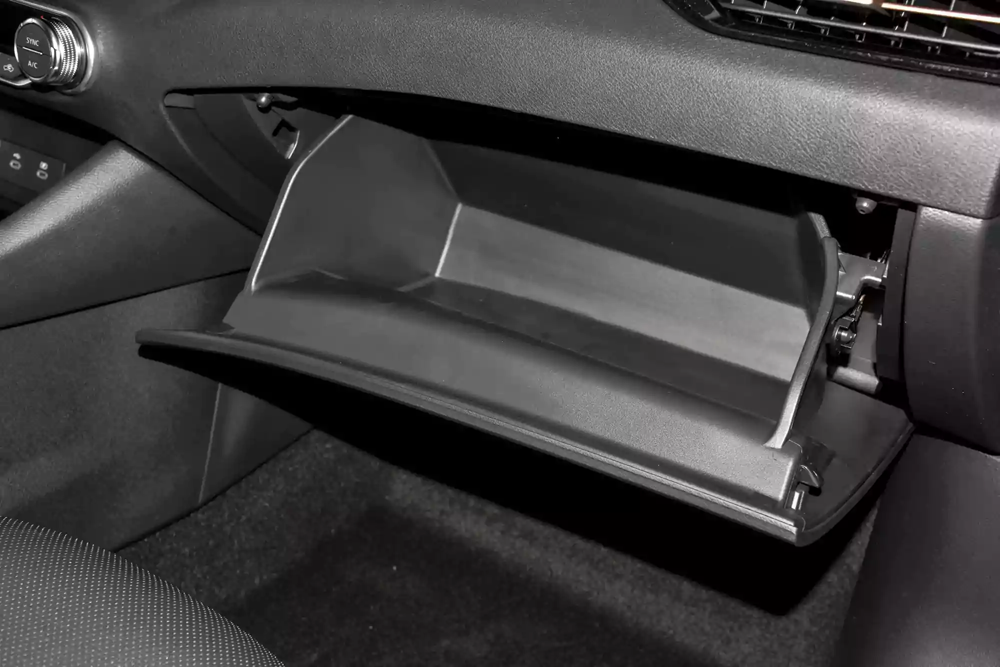 Nissan Sylphy 2024 interior-4