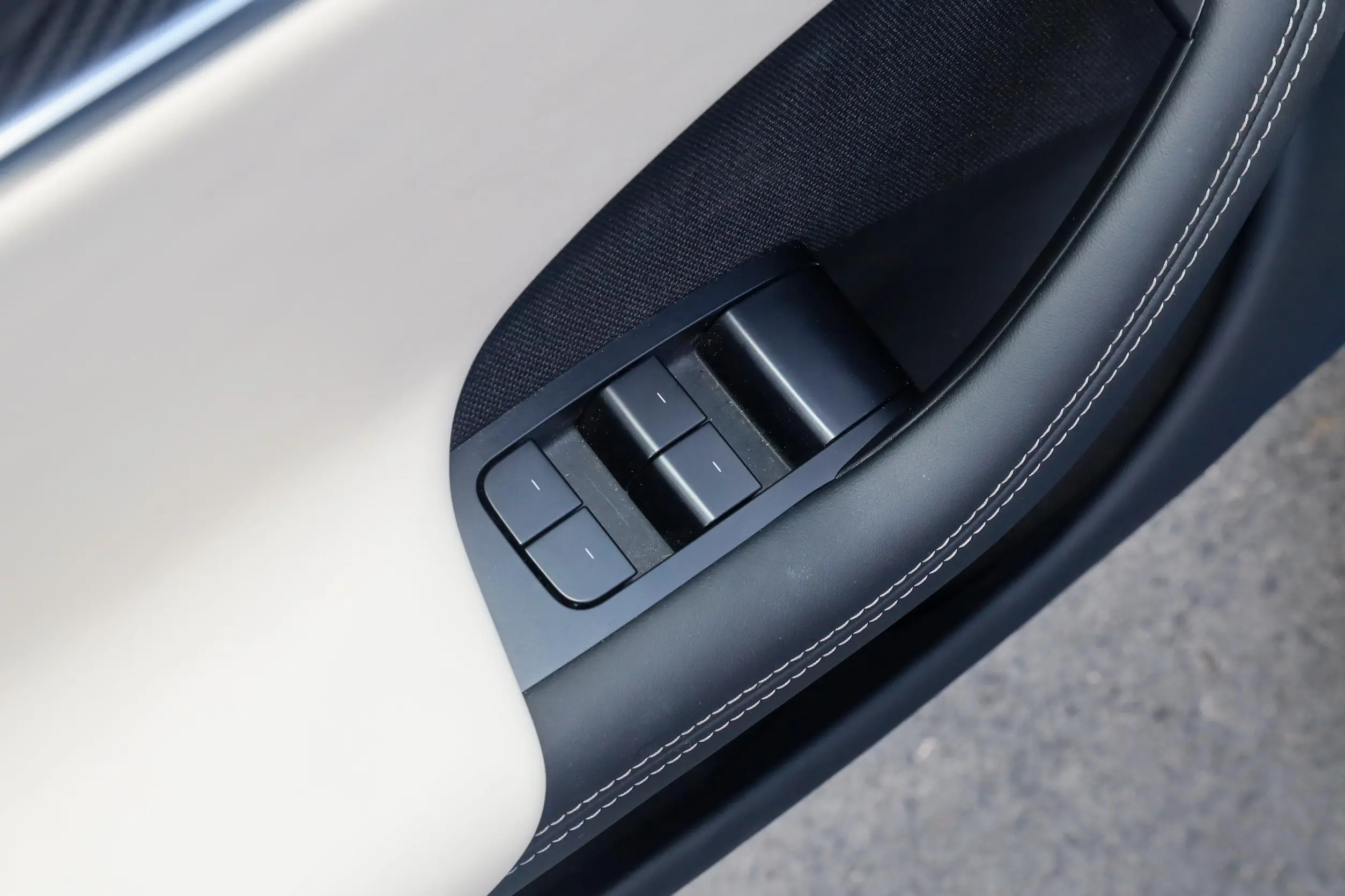 Tesla Model S picture (11)