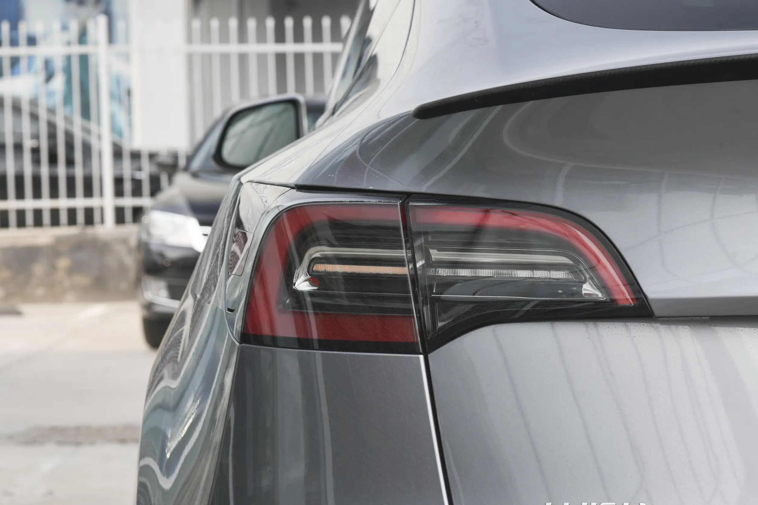 Tesla Model Y picture (4)