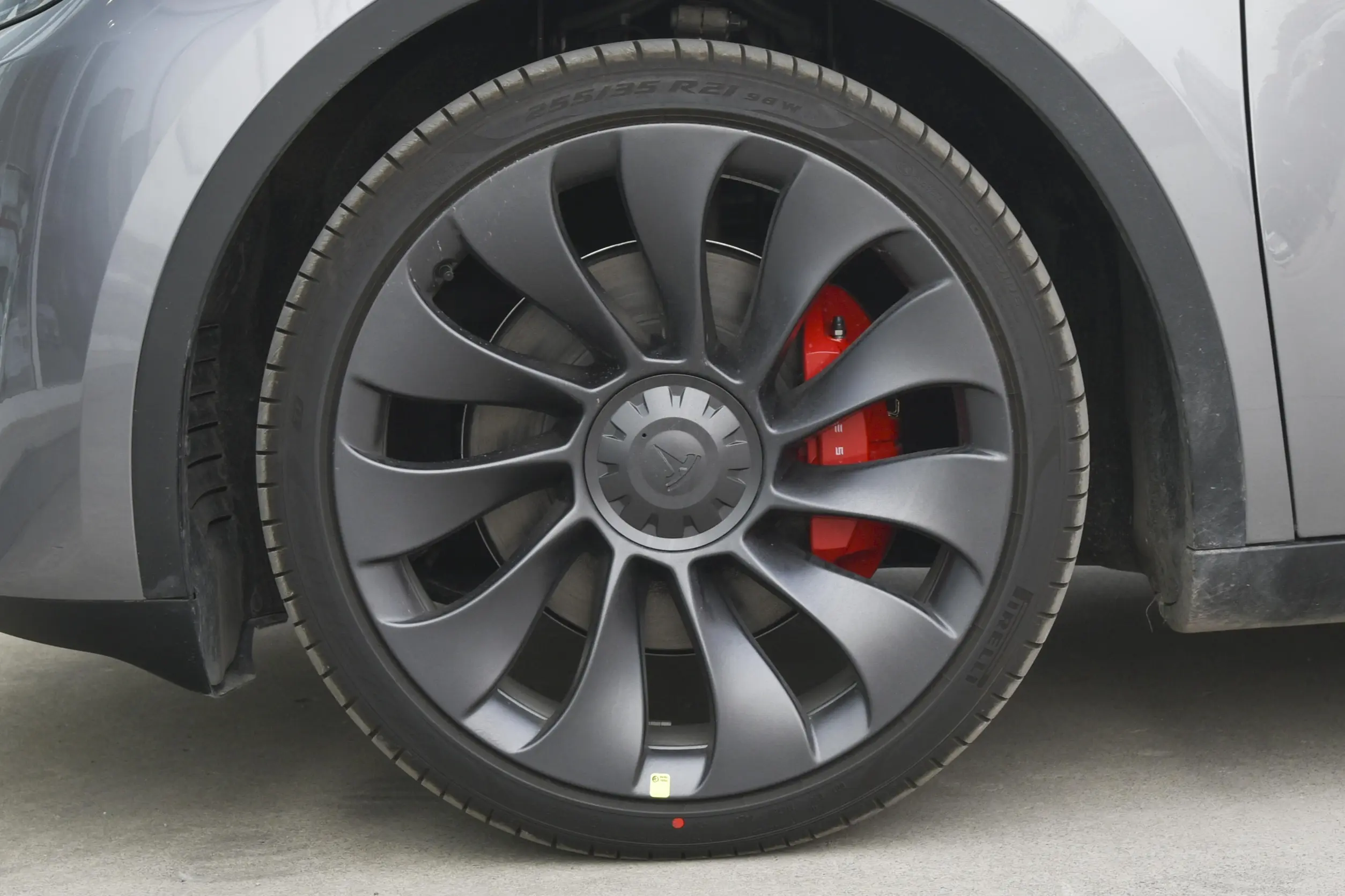 Tesla Model Y picture (6)