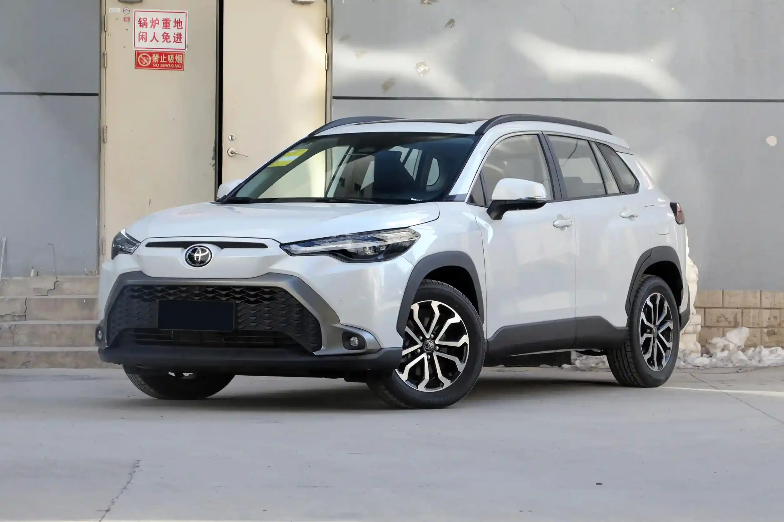 Toyota Frontlander picture (10)