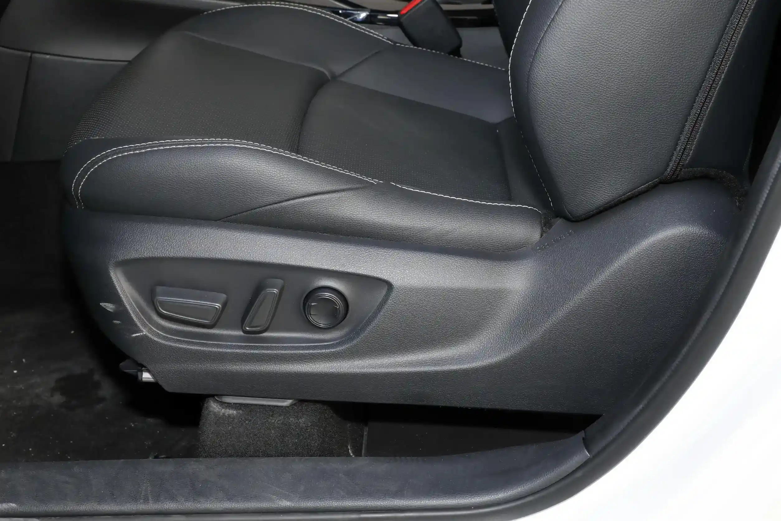 Toyota Frontlander picture (7)