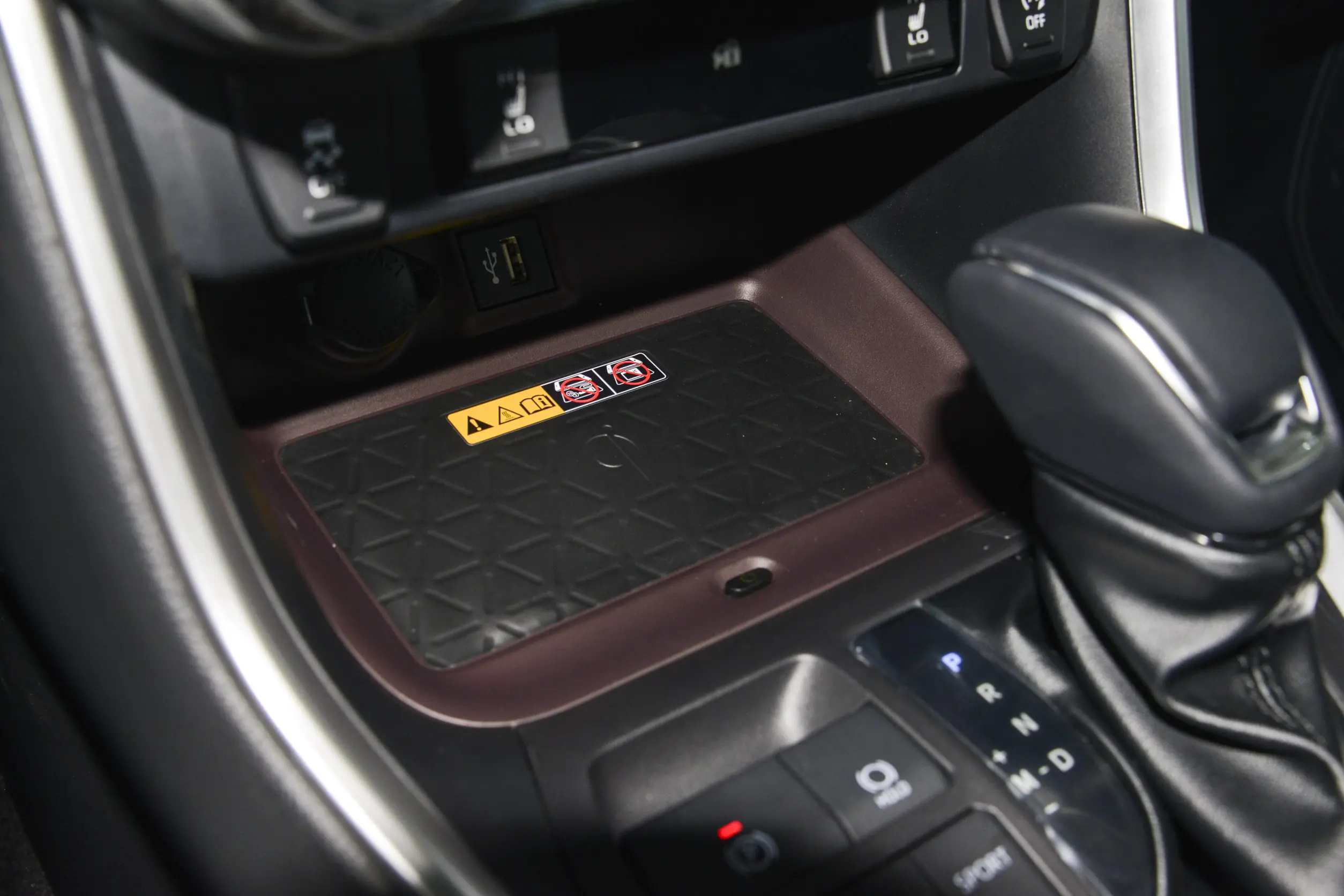 Toyota RAV4 picture (3)