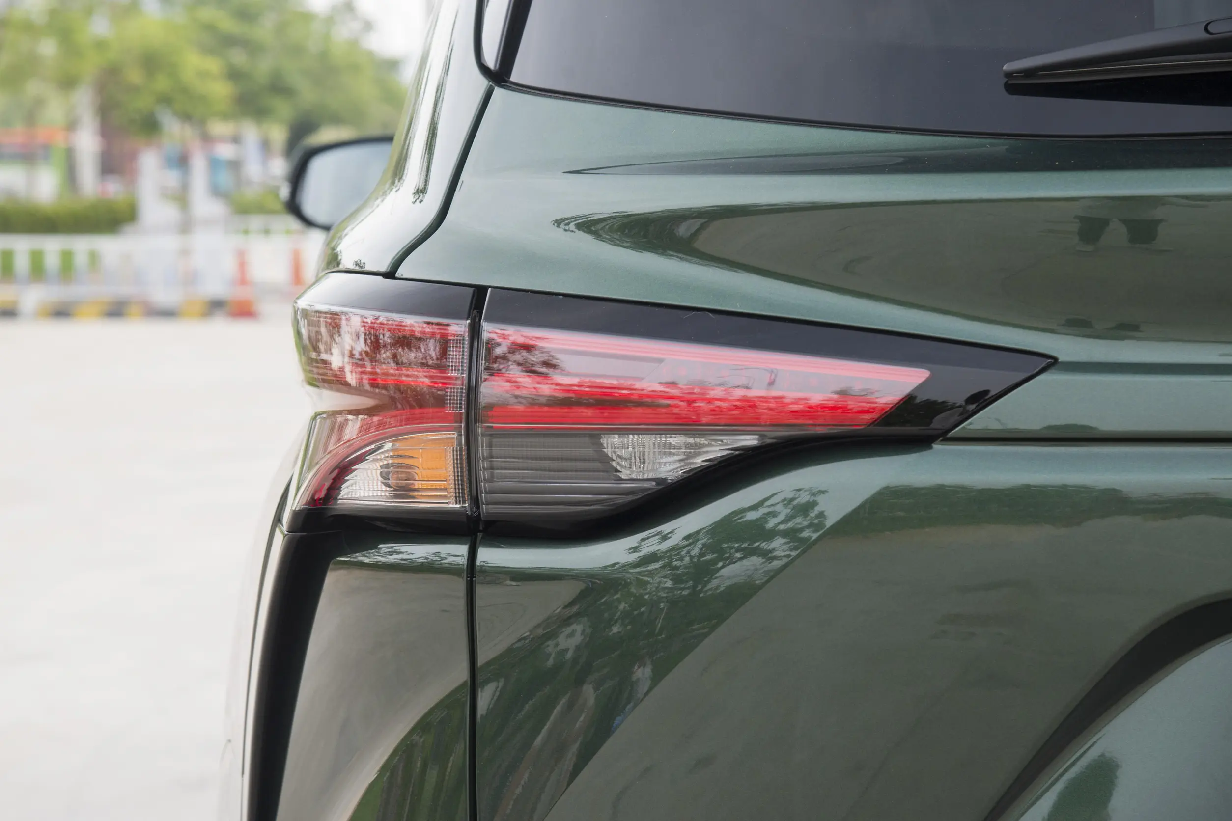 Toyota Sienna picture (1)