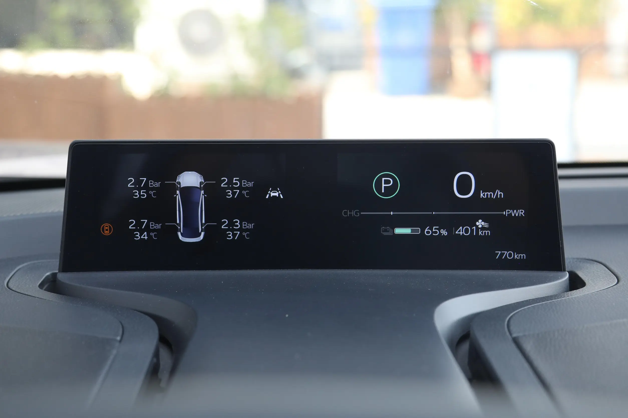 Toyota bZ3 picture (1)