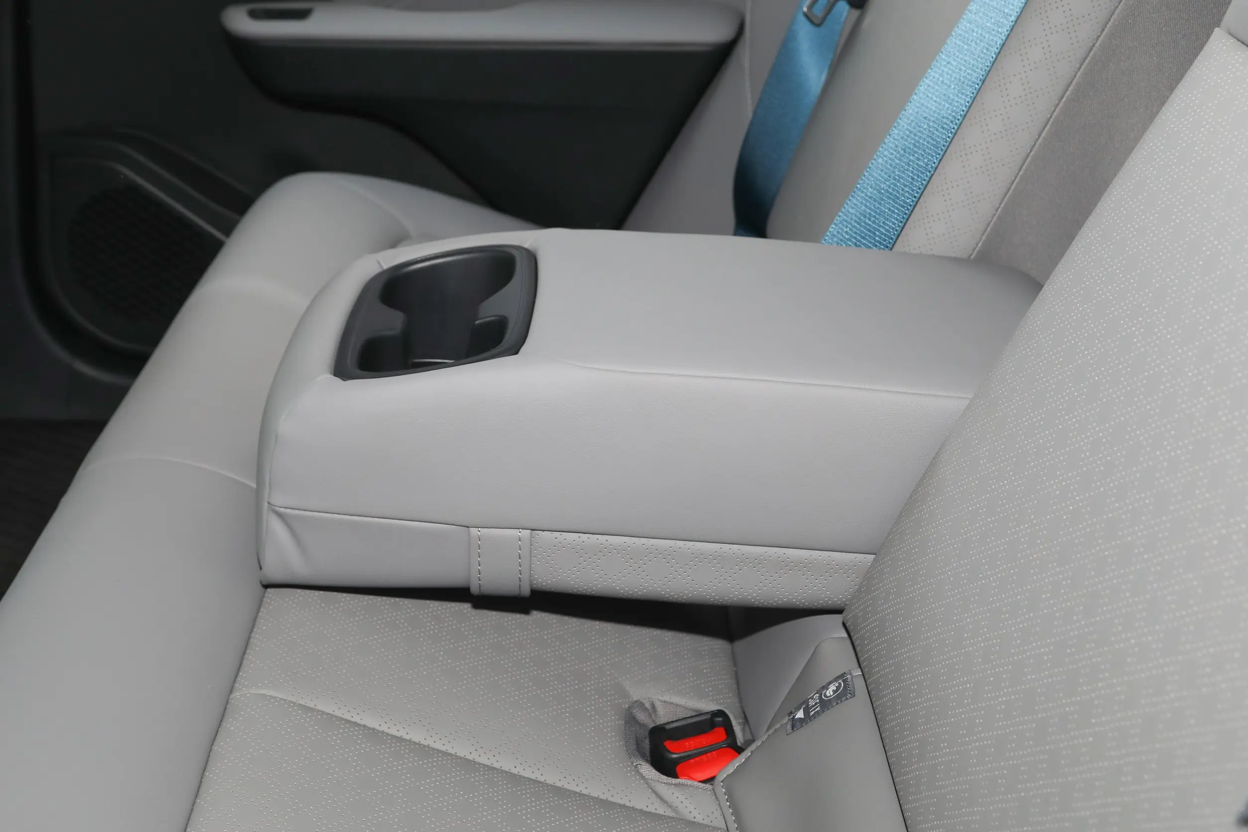 Toyota bZ3 picture (7)