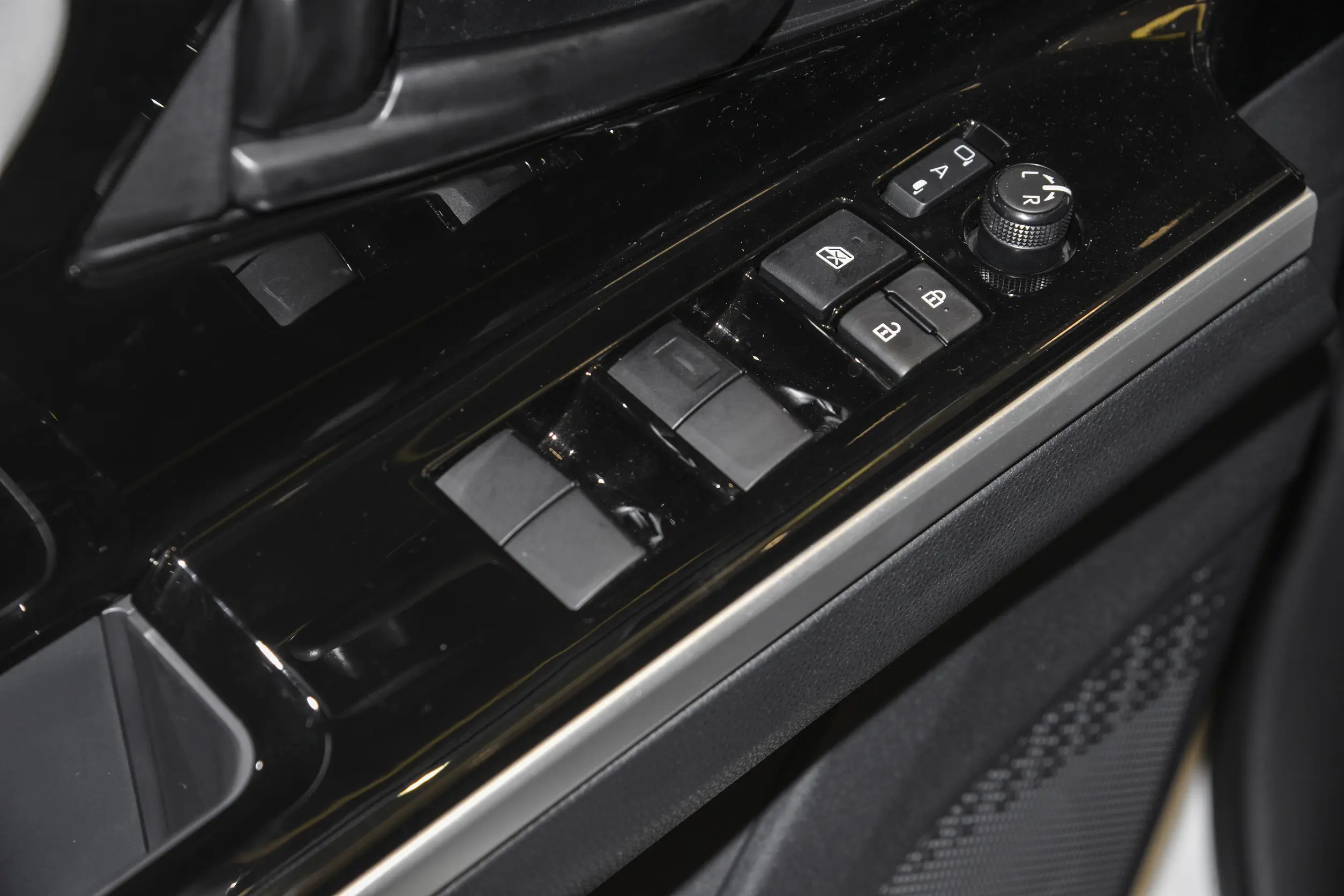 Toyota bZ4X picture (8)