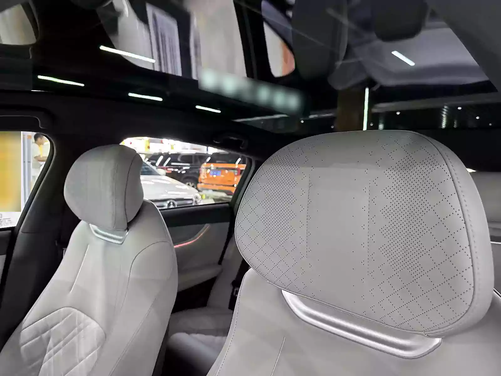 Used Changan Qiyuan A07 2023 (24)