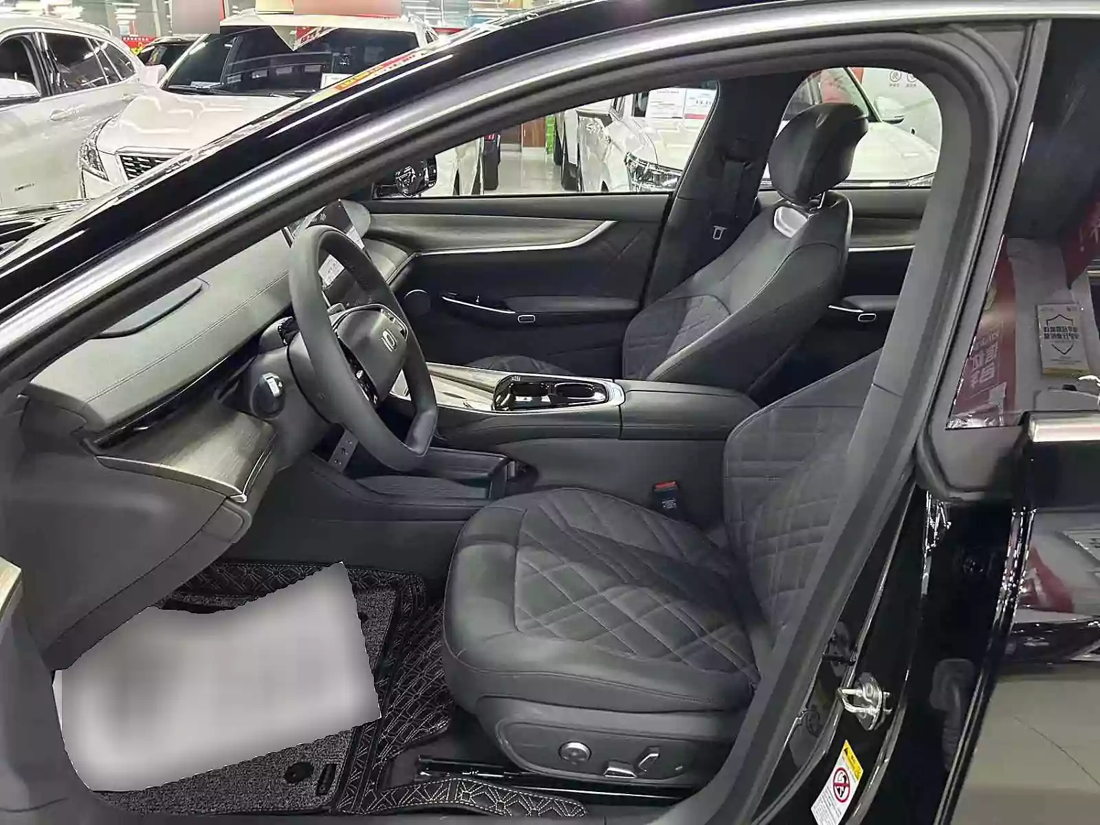 Used Changan Qiyuan A07 2024 (18)