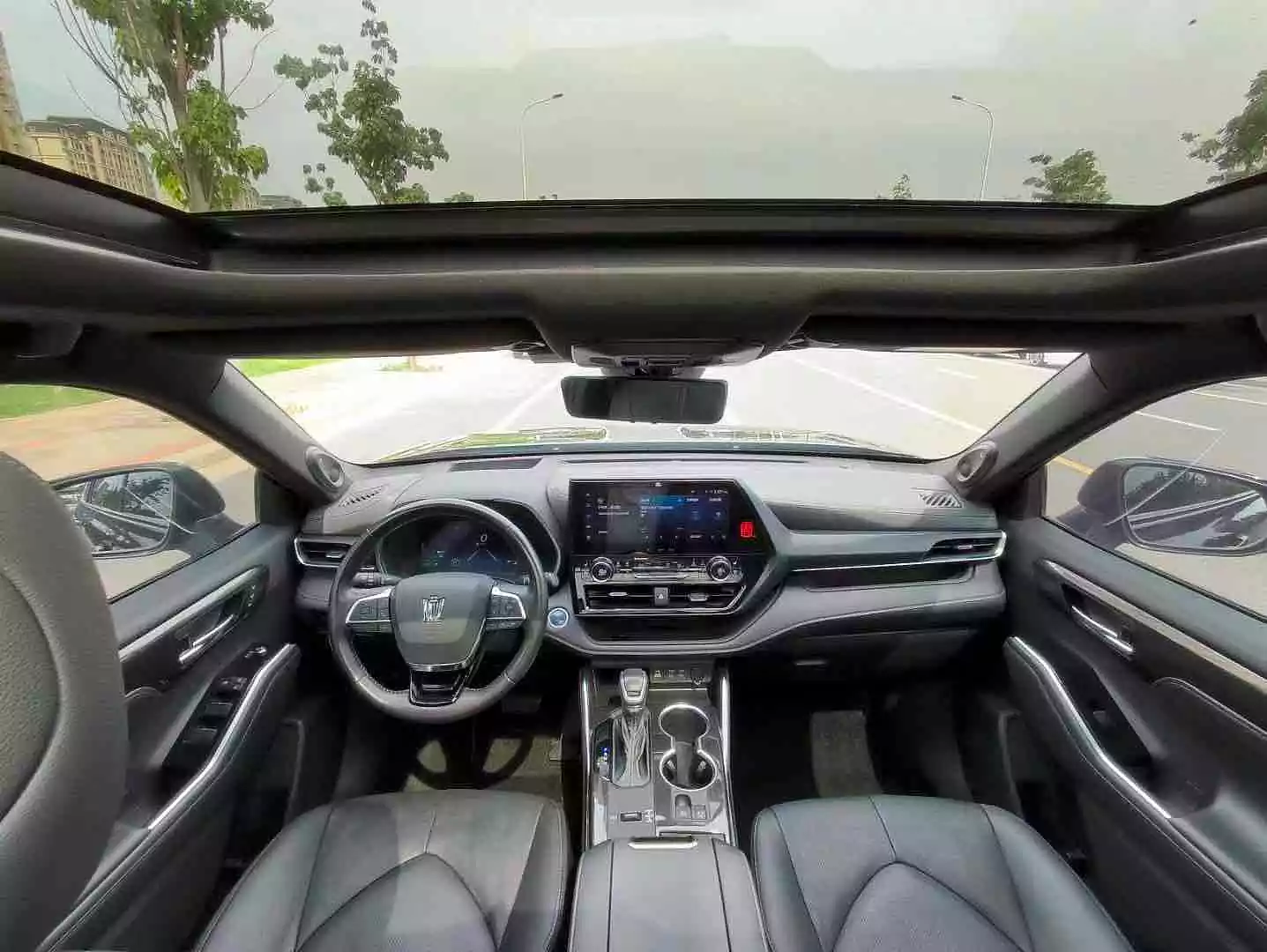 Used Toyota Crown Kluger 2023 (7)