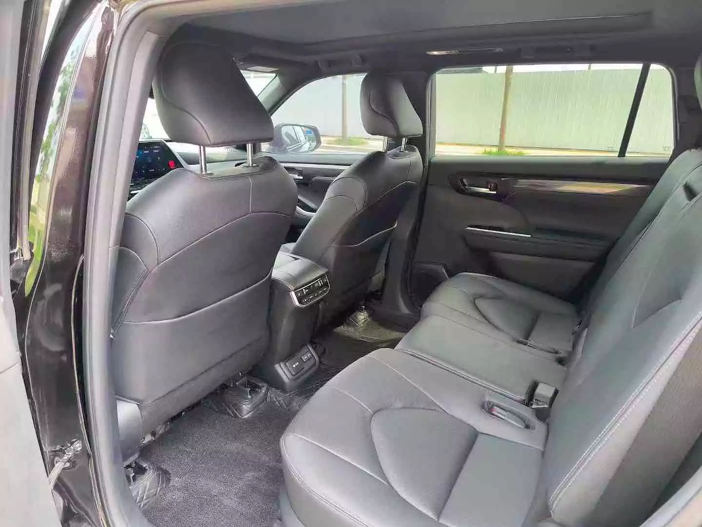 Used Toyota Crown Kluger 2023 (9)