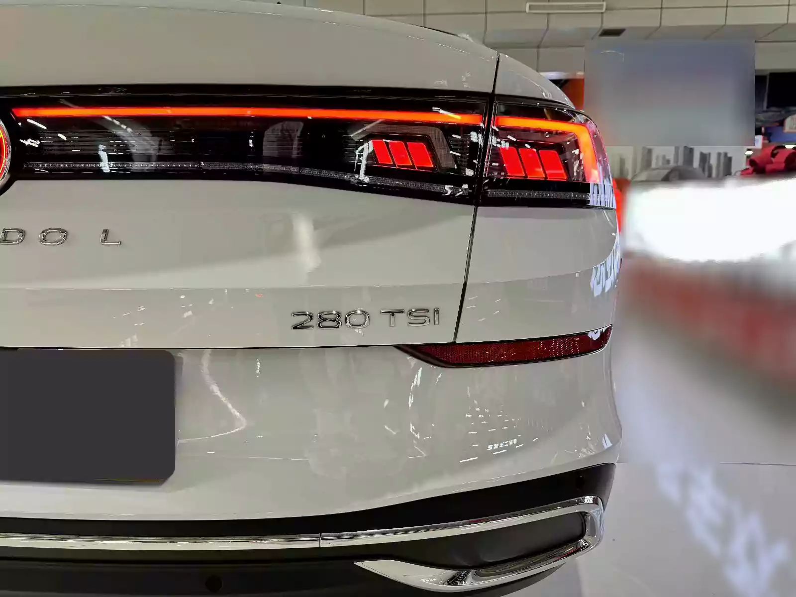 Used Volkswagen Lamando 2024 (3)