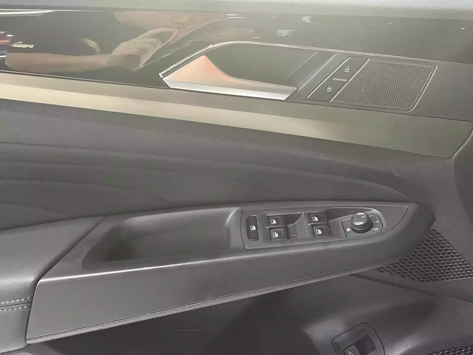 Used Volkswagen Passat 2021 (11)