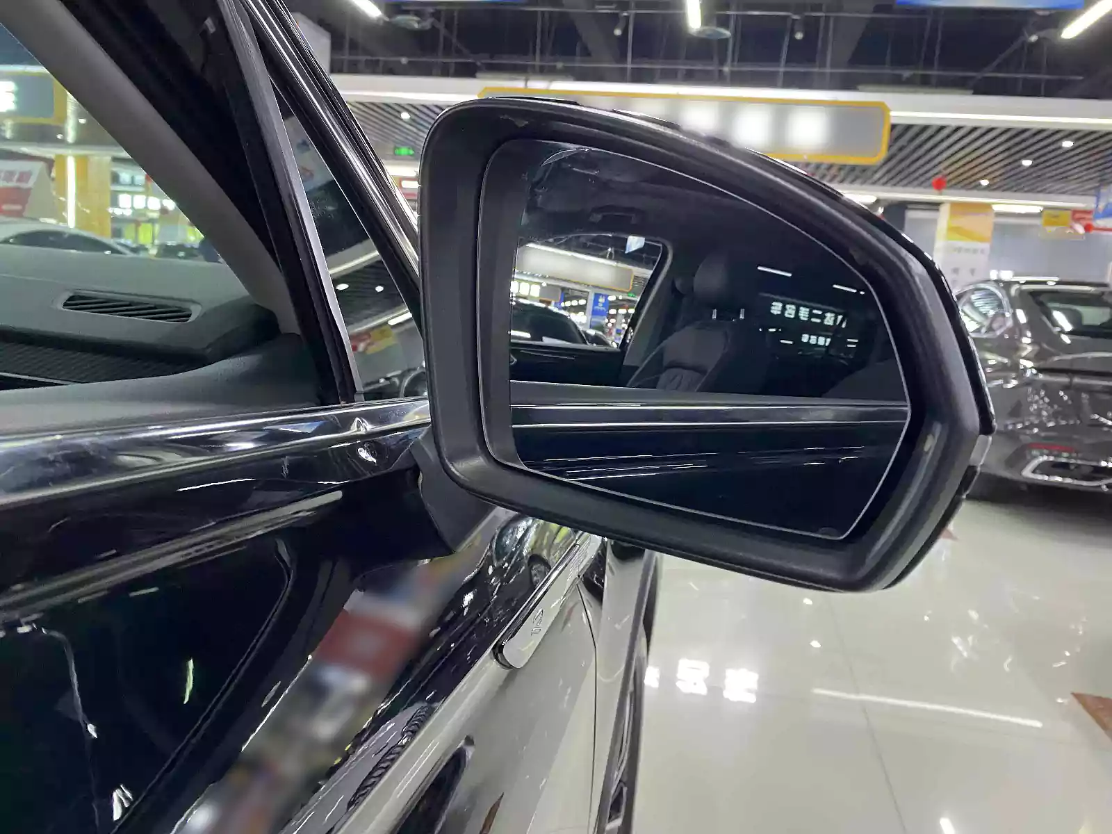 Used Volkswagen Tiguan L 2022 (15)