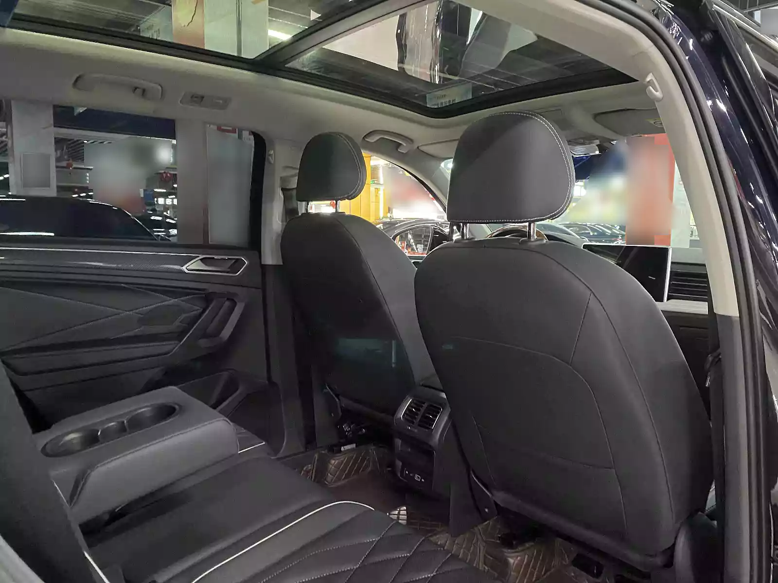 Used Volkswagen Tiguan L 2022 (3)