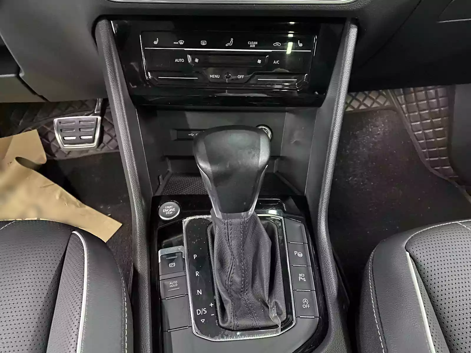 Used Volkswagen Tiguan L 2022 (6)