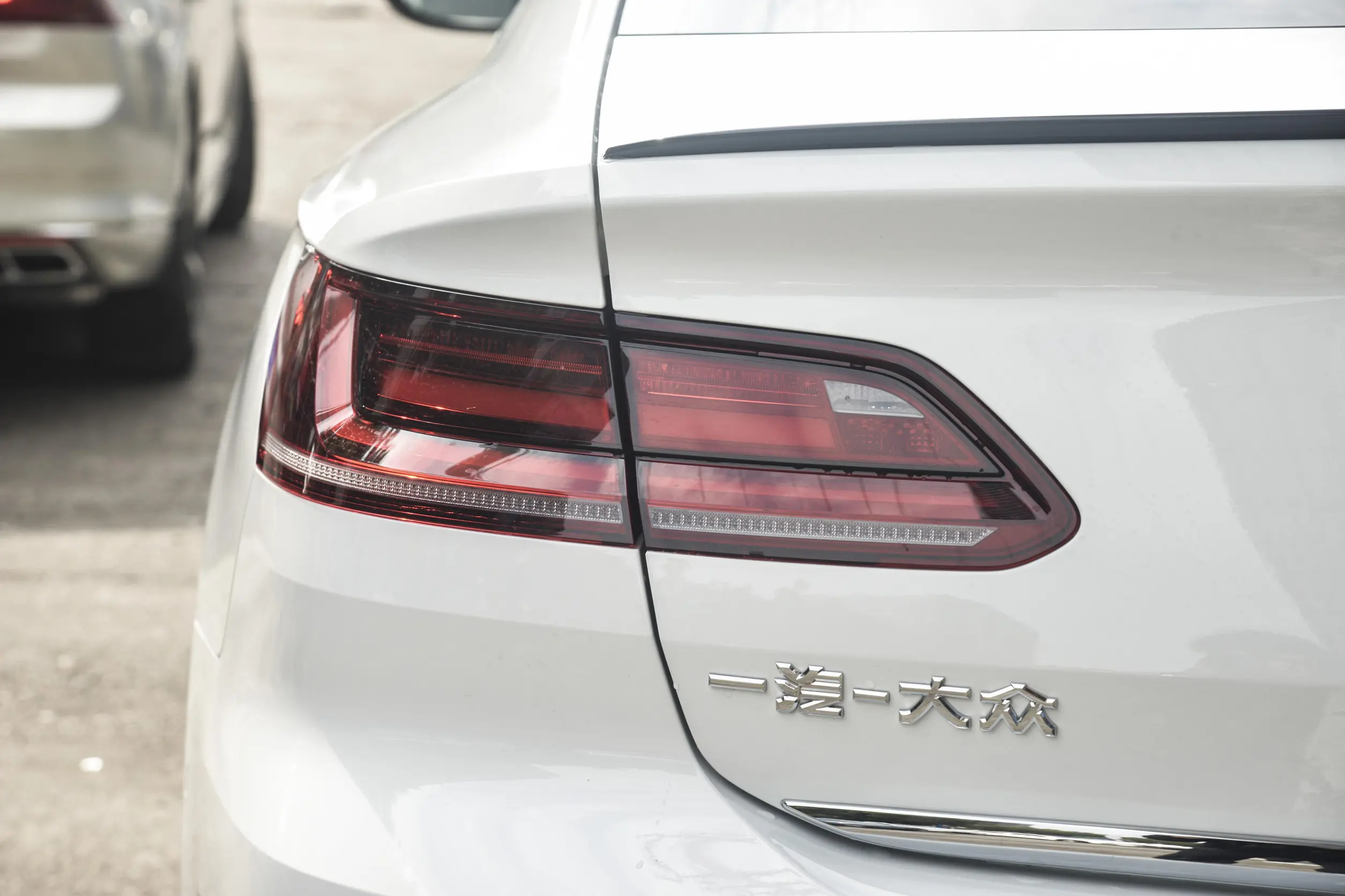 Volkswagen Arteon picture (8)