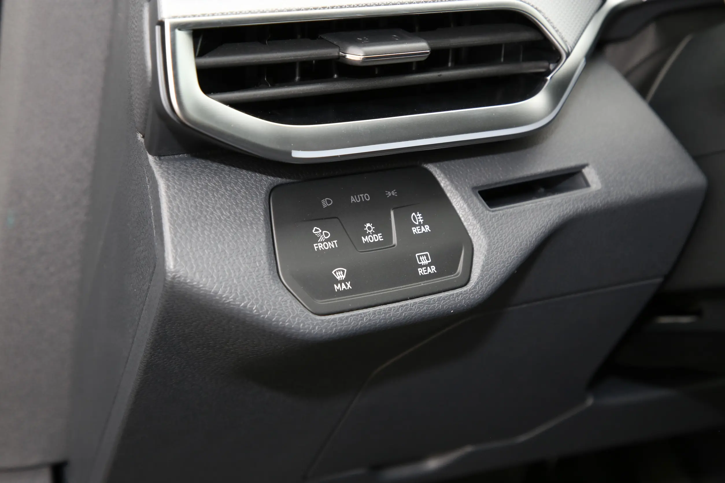 Volkswagen ID.4 CROZZ picture (2)