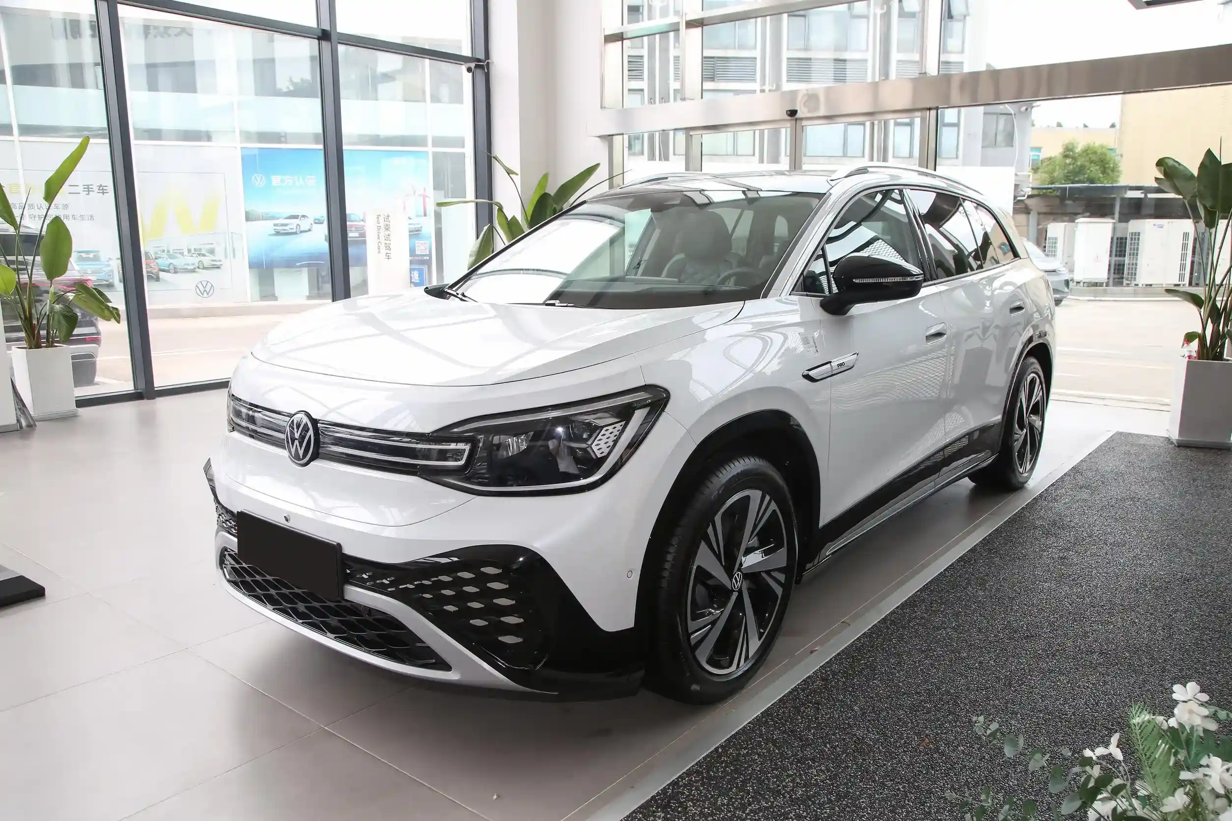 Volkswagen ID.6 CROZZ picture (11)