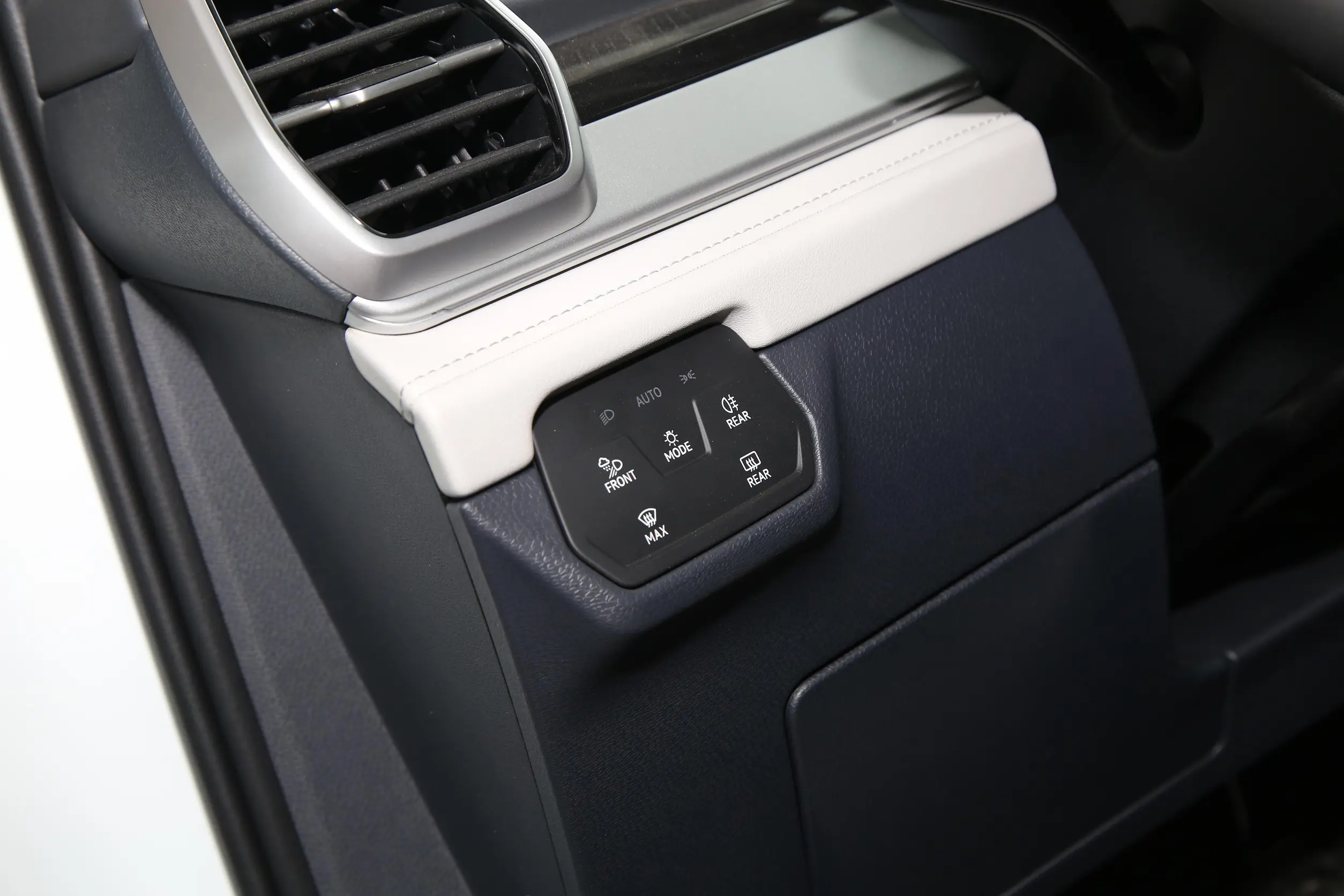 Volkswagen ID.6 CROZZ picture (3)