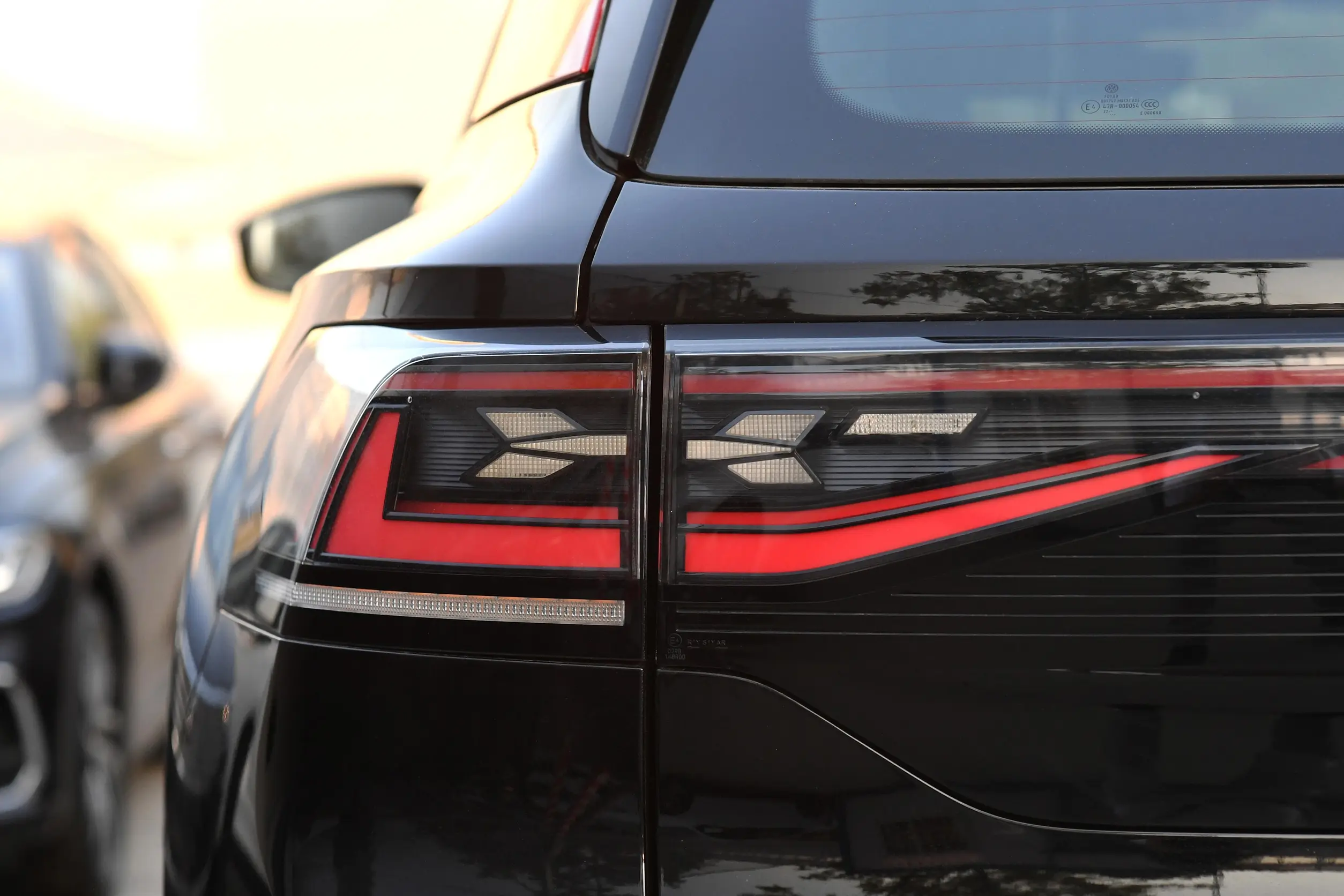 Volkswagen ID.6 X picture (1)